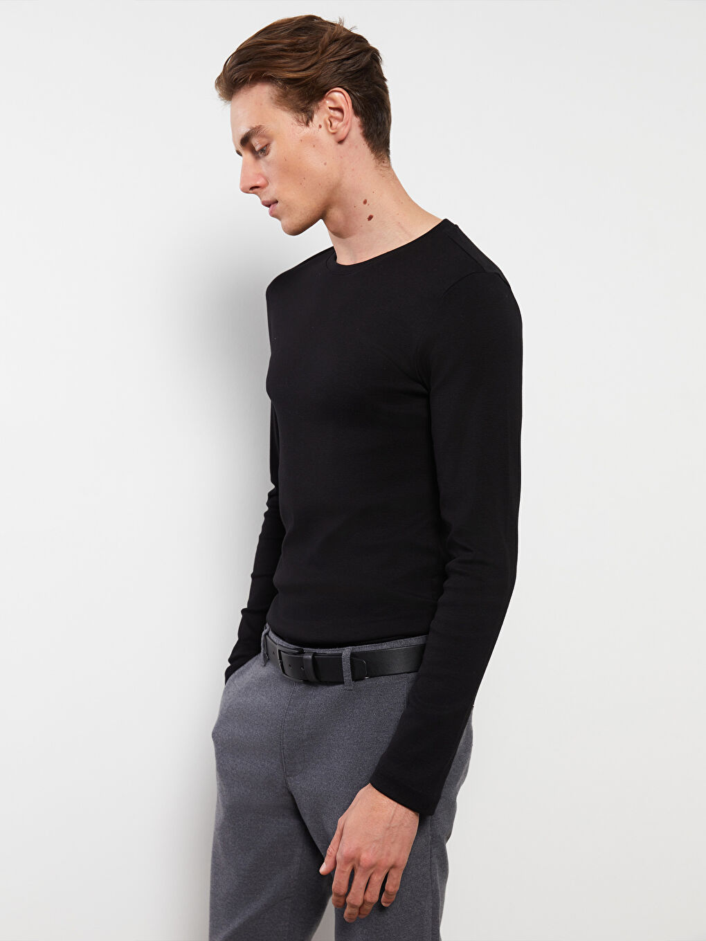 Siyah Bisiklet Yaka Uzun Kollu Penye Erkek Tişört-1