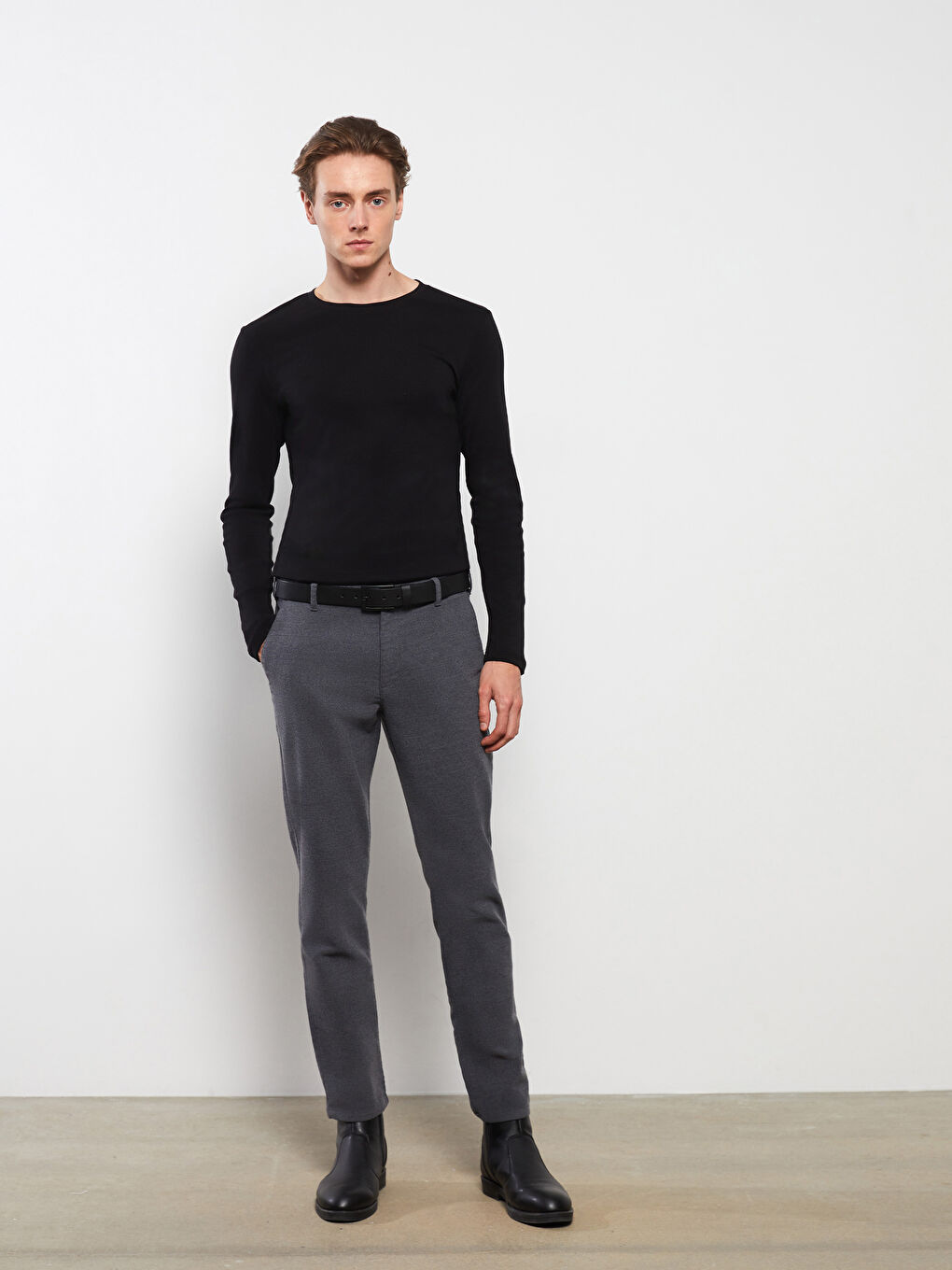 Siyah Bisiklet Yaka Uzun Kollu Penye Erkek Tişört-2