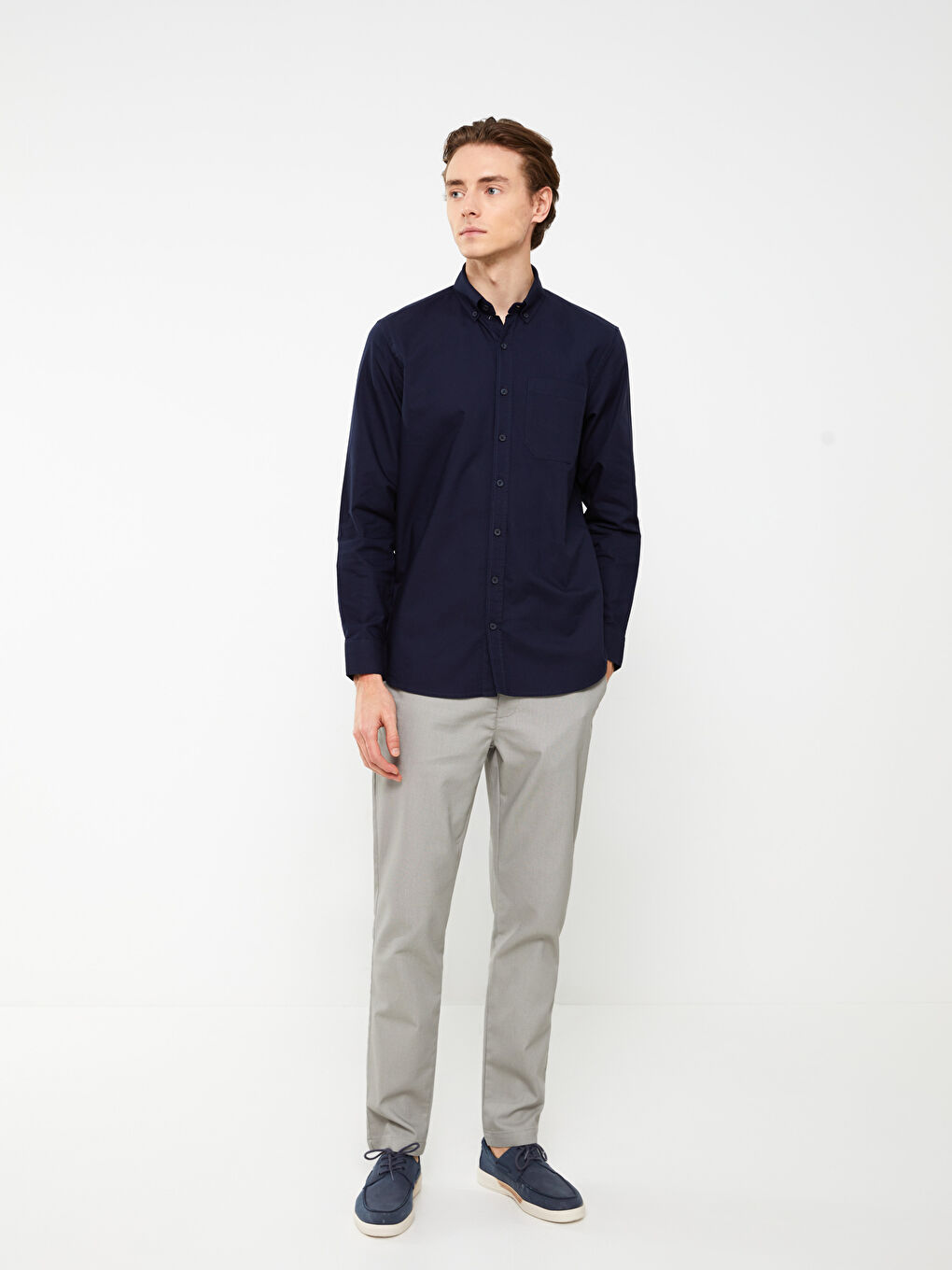 Рубашка мужская с длинным рукавом стандартного кроя из ткани оксфорд-2