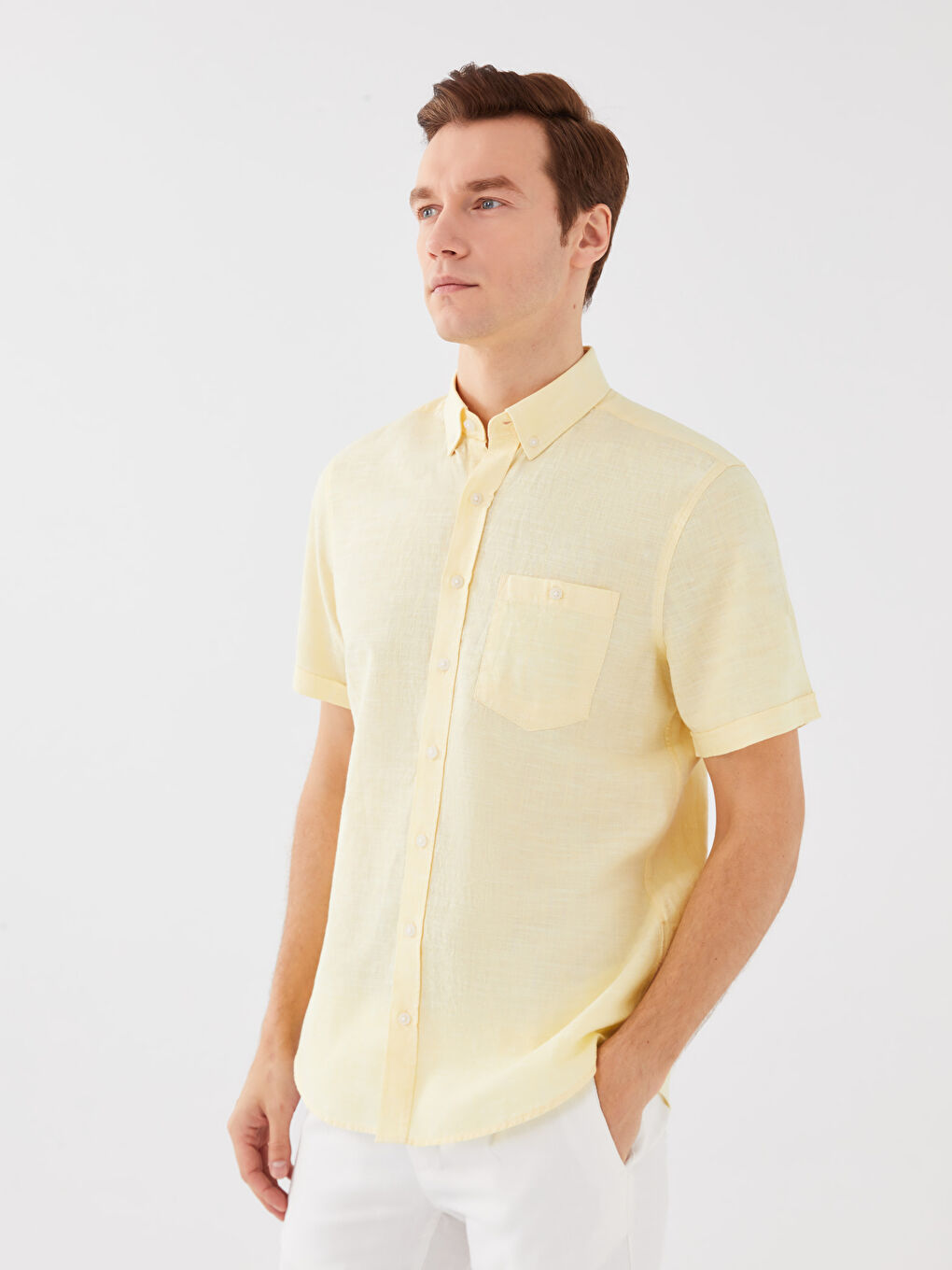 قميص رجالي كم قصير بقماش خليط كتان بقصة عادية-1