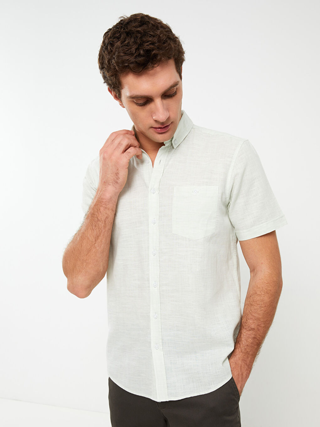 Chemise Régulière à Manches Courtes en Mélange de Lin pour Hommes