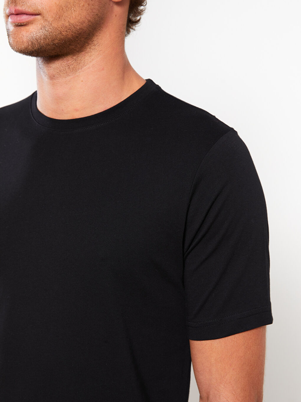 LCWAIKIKI Basic T-shirt pour Hommes en Jersey à Col Rond -S30113Z8-CVL