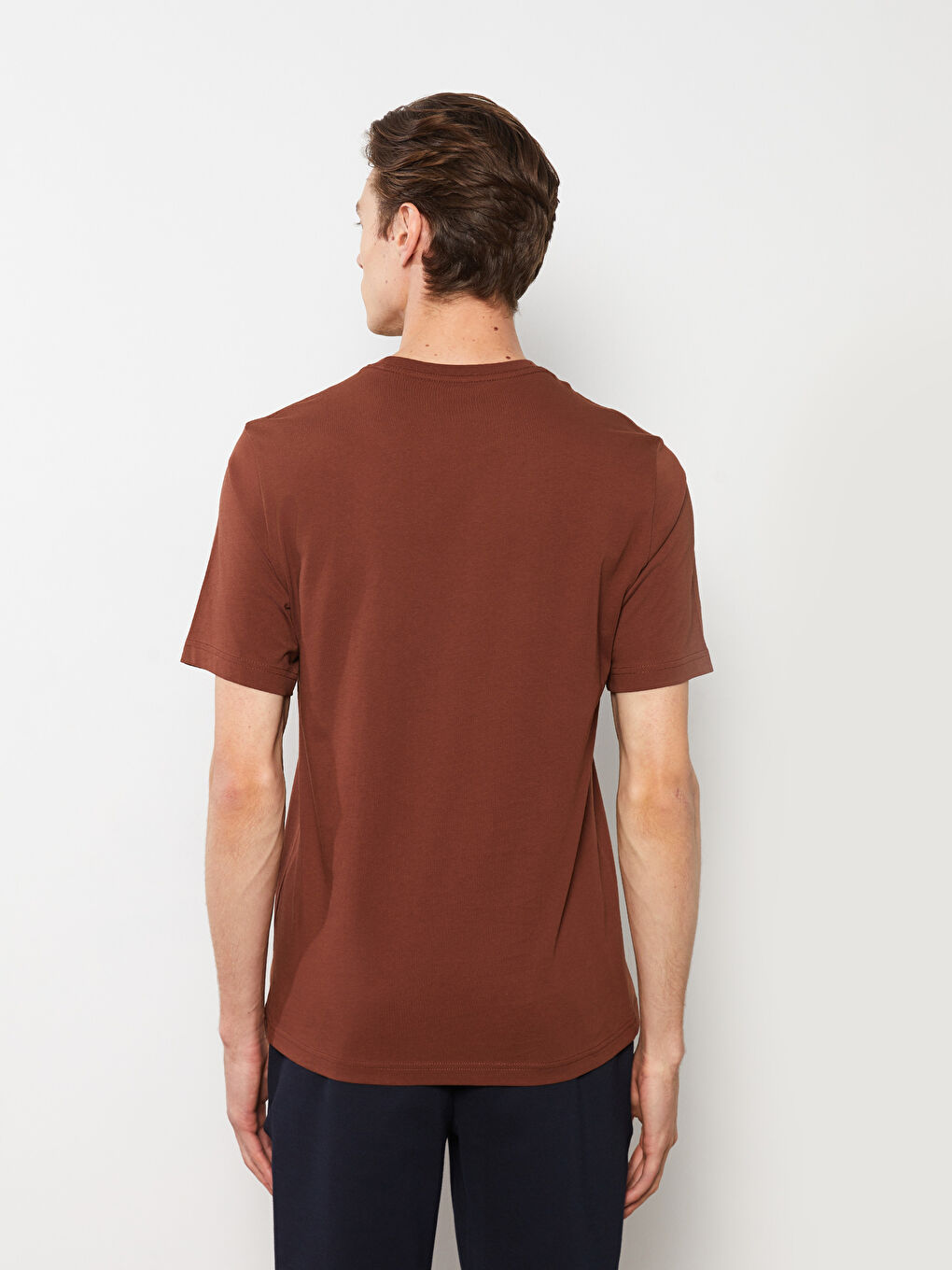 تيشيرت رجالي بياقة دائرية قماش جيرسي-4