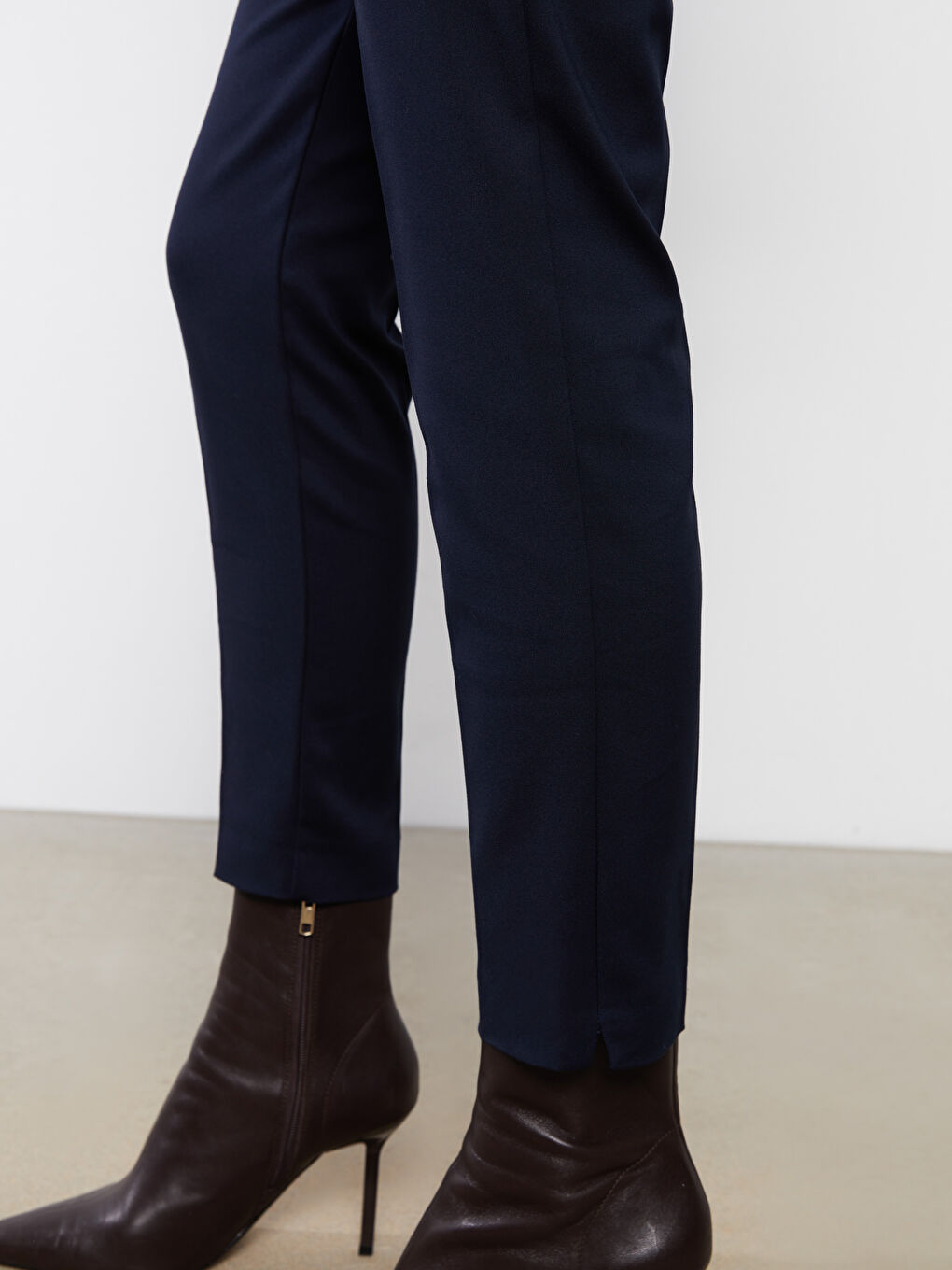 Women's Cigarette Plain Trousers-7