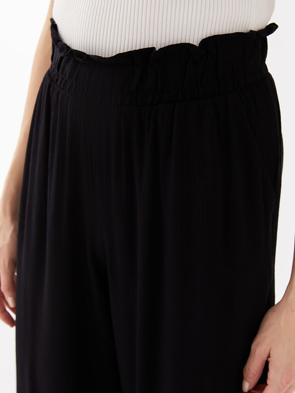 Elastic Waist Comfortable Fit Straight Crinkled Women's Trousers-2