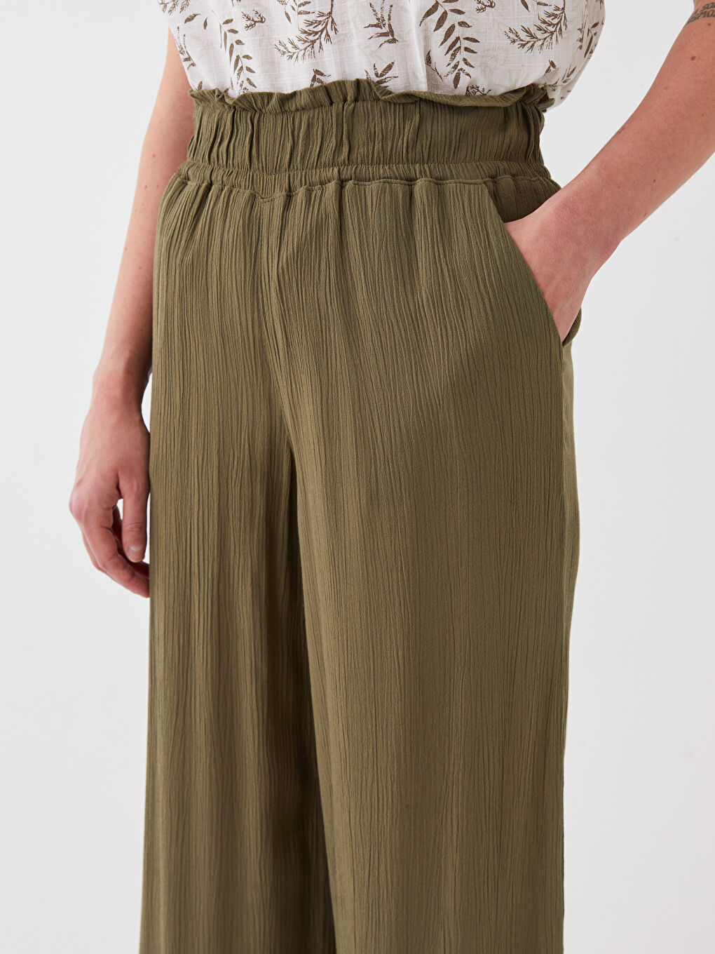 Haki Beli Lastikli Rahat Kalıp Düz Krinkle Kadın Pantolon-2