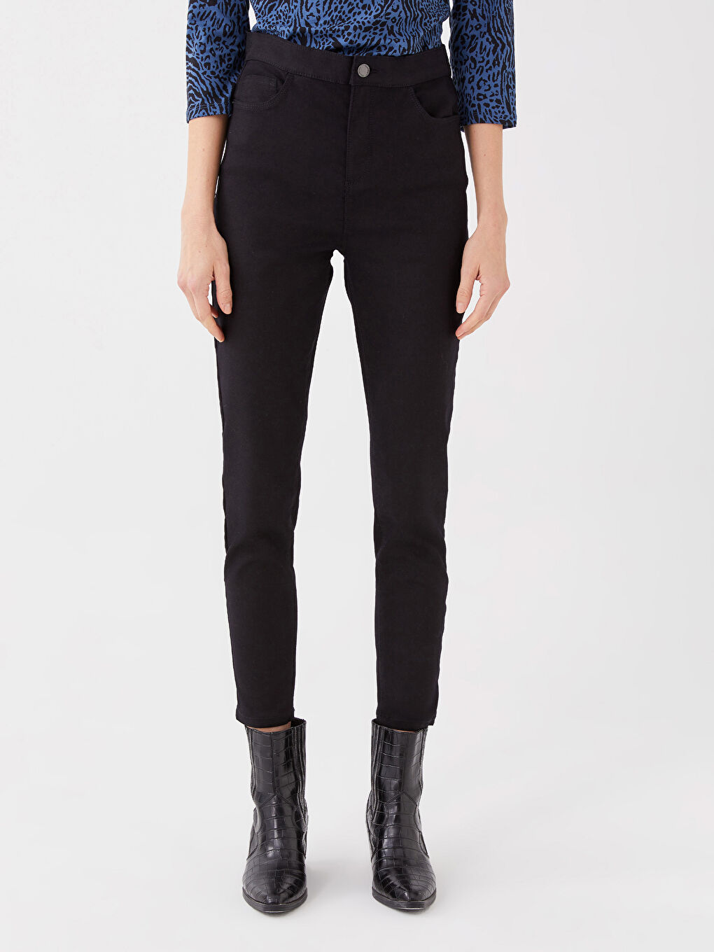 Slim Fit Pocket Detailed Gabardine Women Trousers -S30140Z8-CVL