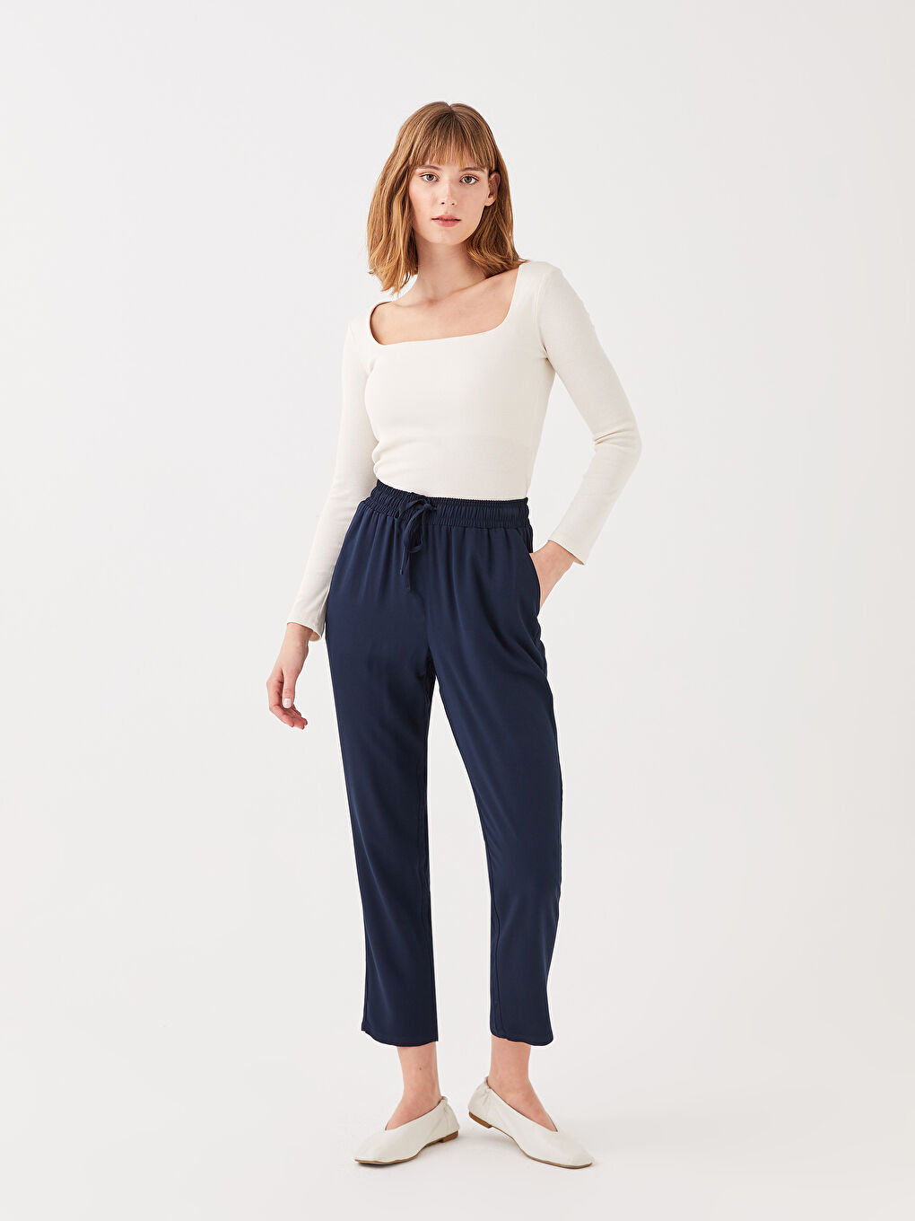 Carrot Cut Straight Gabardine Women's Trousers -S30141Z8-E1J