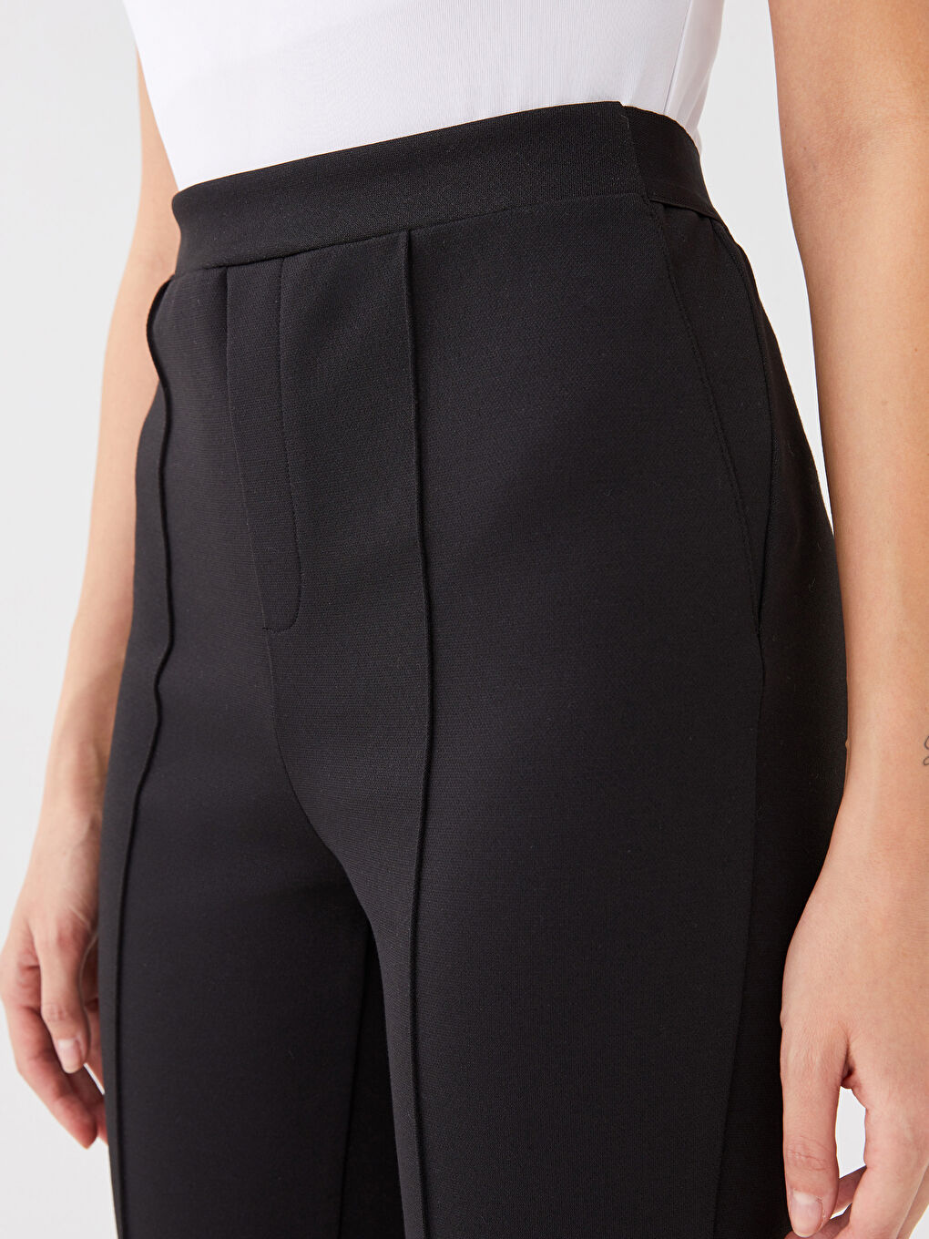 High Waist Slim Fit Women Carrot Trousers-2