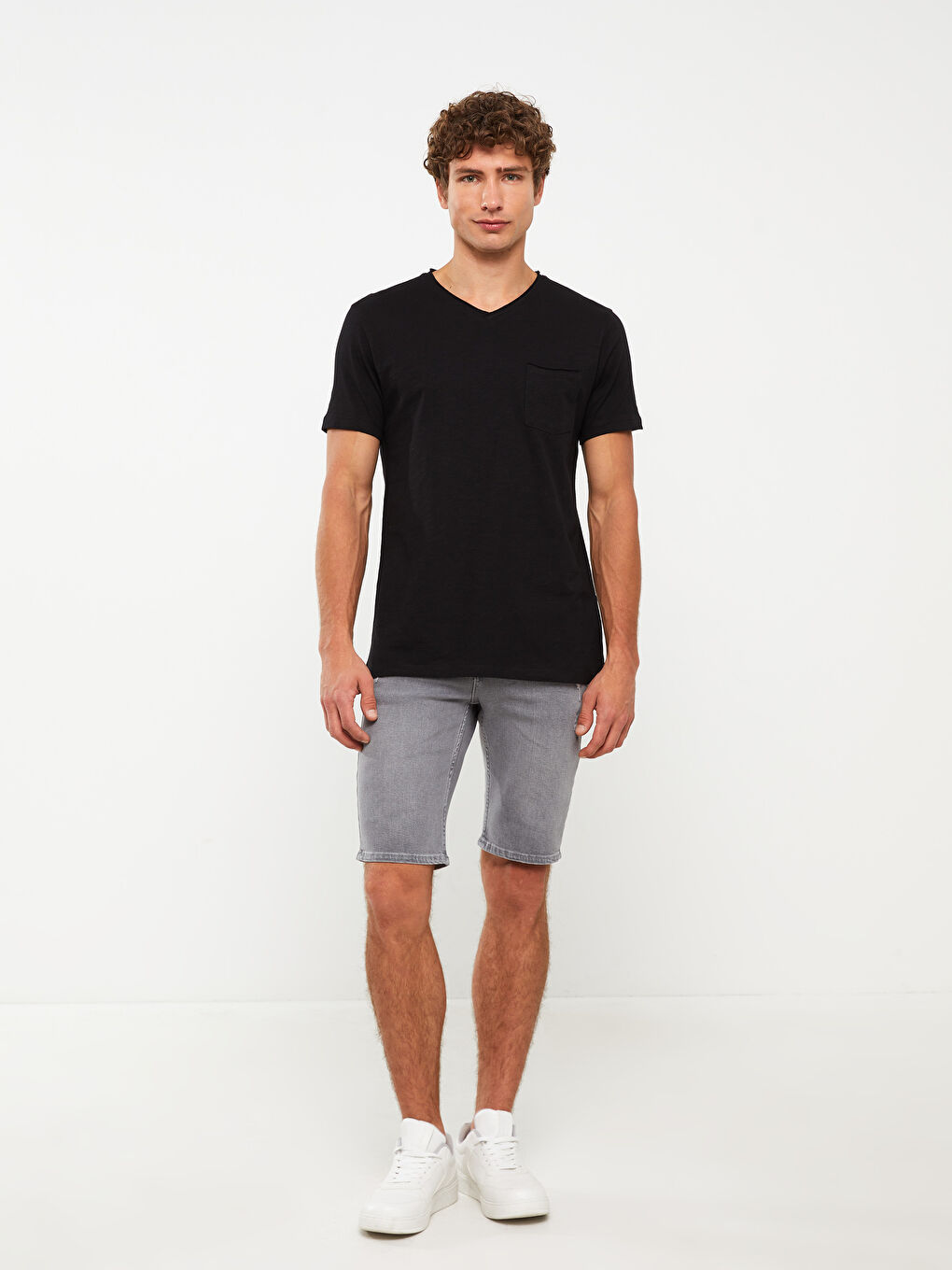 تي شيرت ياقة على شكل حرف V كم قصير جيرسي للرجال-2