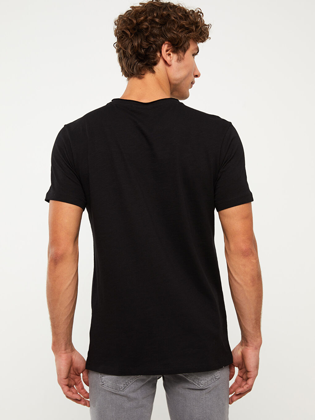 تي شيرت ياقة على شكل حرف V كم قصير جيرسي للرجال-4