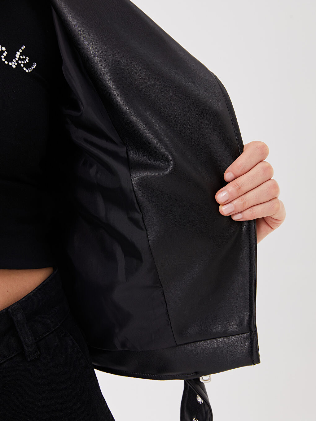 Jachetă din Piele Ecologică Simplă cu Guler Biker pentru Femei-5