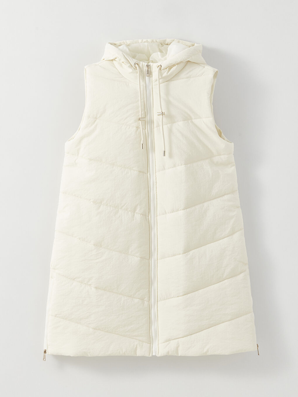 LCWAIKIKI Classic Women's Hooded Plain Puffer Gilet -S30294Z8-S23