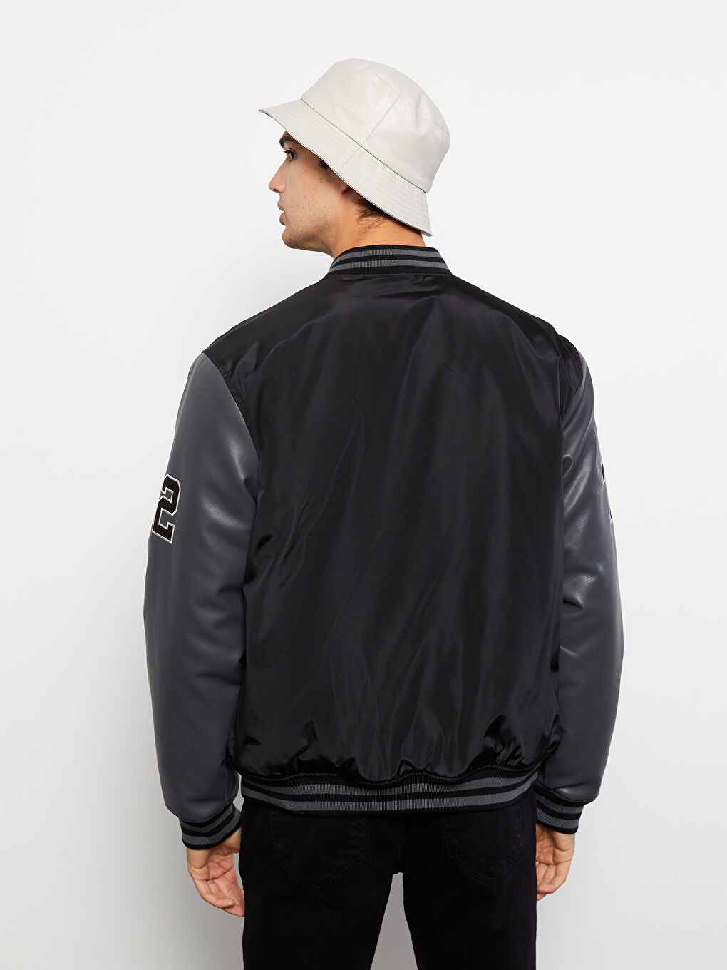 Куртка-бомбер для чоловіків зі стандартним кроєм і коміром коледж-4