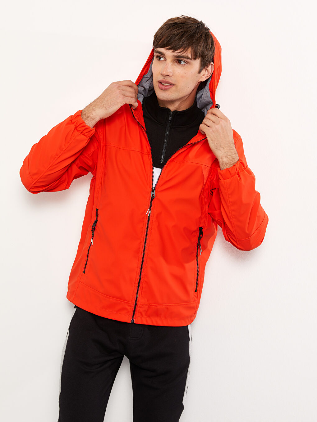Turuncu Standart Kalıp Kapüşonlu Erkek Yağmurluk-2