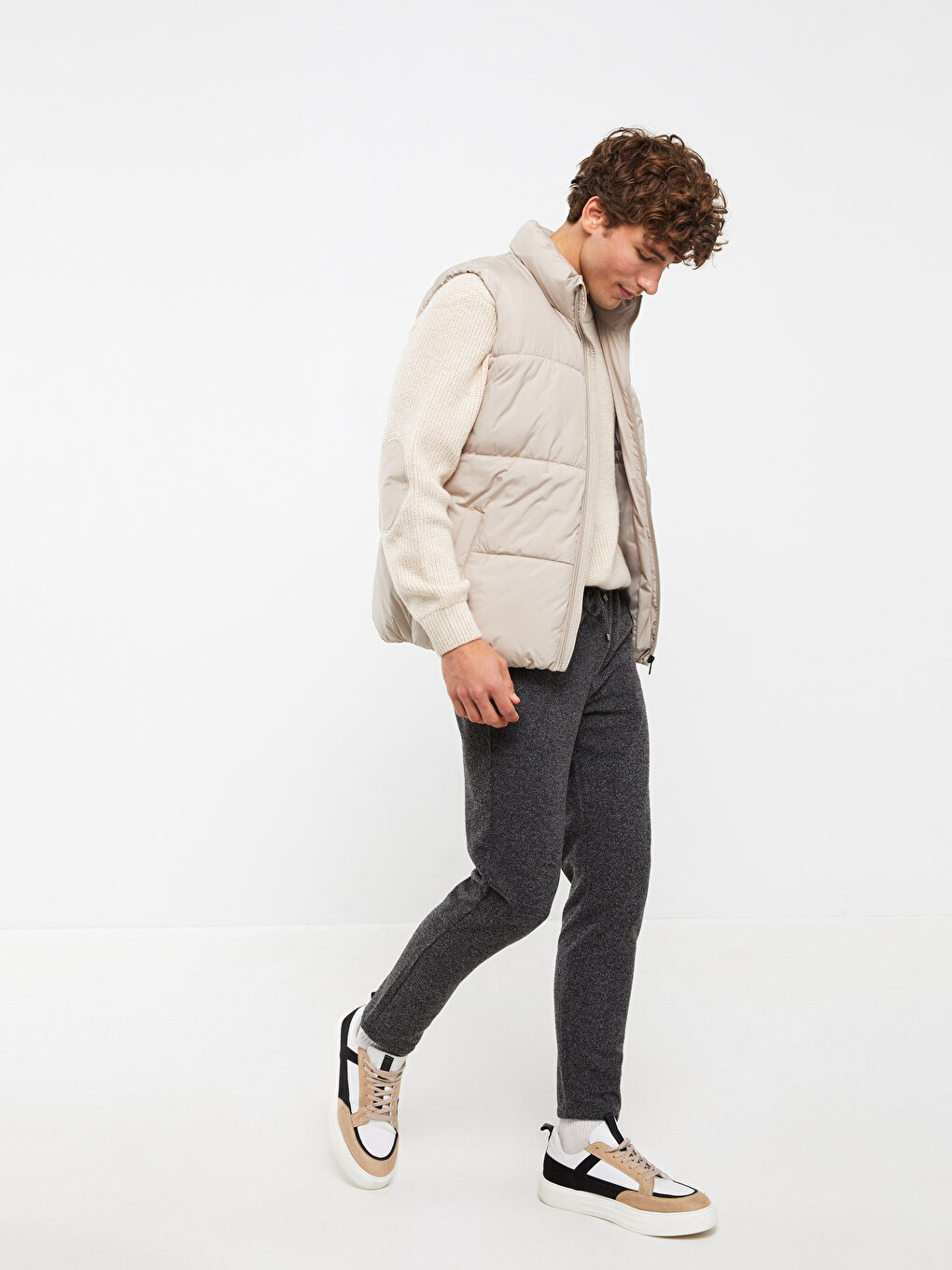 LCW Casual Regulär Geschnittene Herren Steppweste Mit Trichterkragen -S30334Z8-FWZ