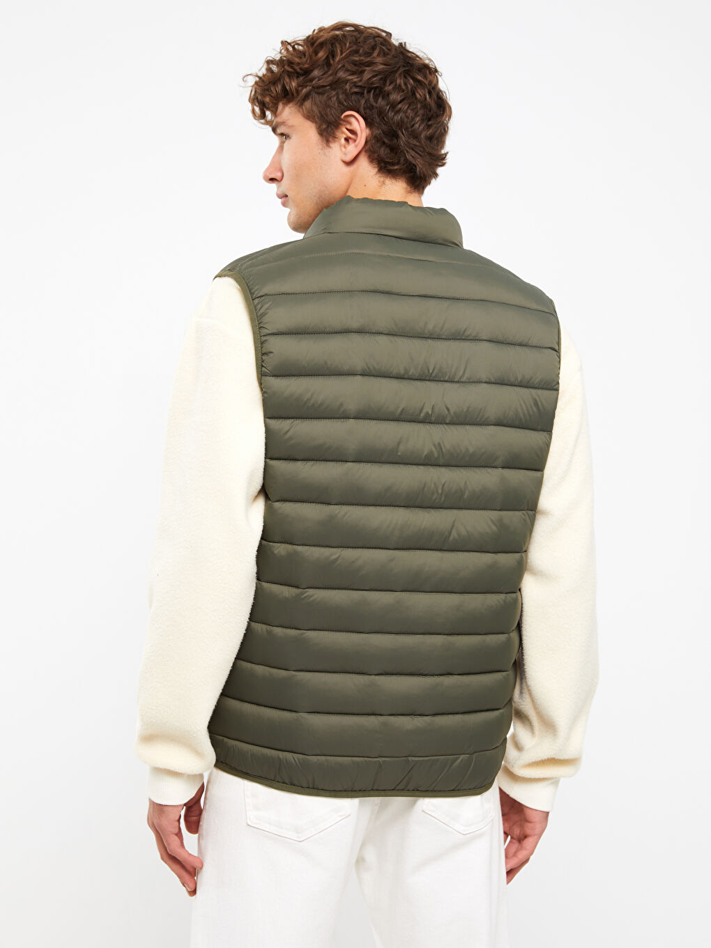 فيست منتفخ بياقة قمع رفيع للرجال-4