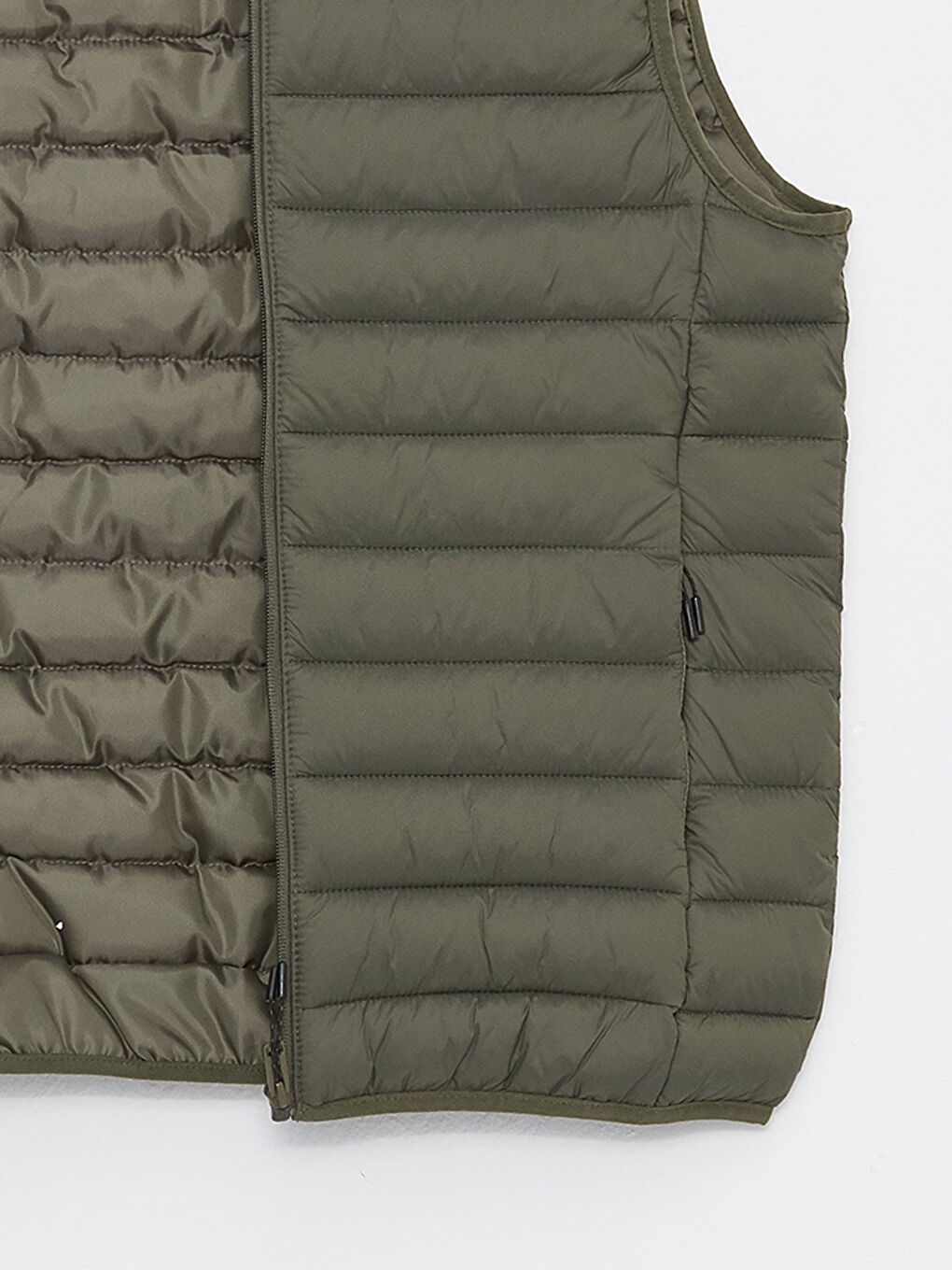 فيست منتفخ بياقة قمع رفيع للرجال-7