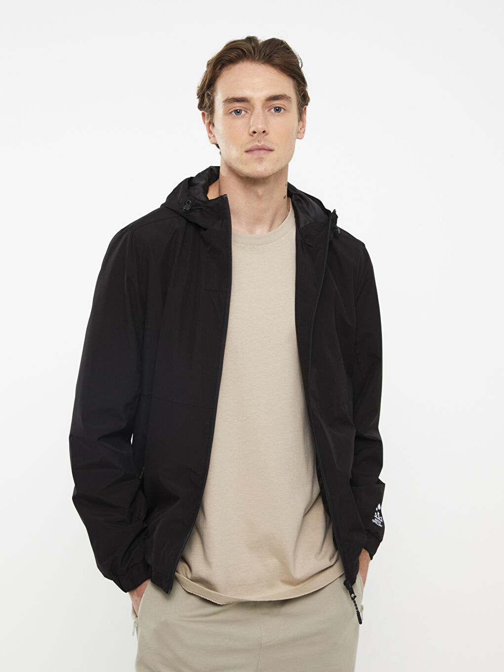 LCW Casual Regular Fit Hooded Men's Raincoat -S30353Z8-CVL