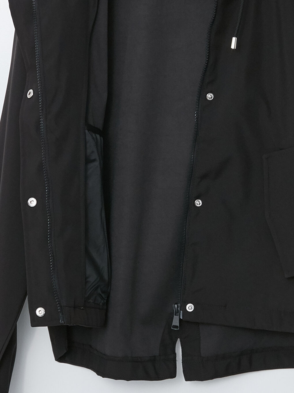 LCW Vision Kapüşonlu Düz Oversize Kadın Yağmurluk -S30399Z8-CVL