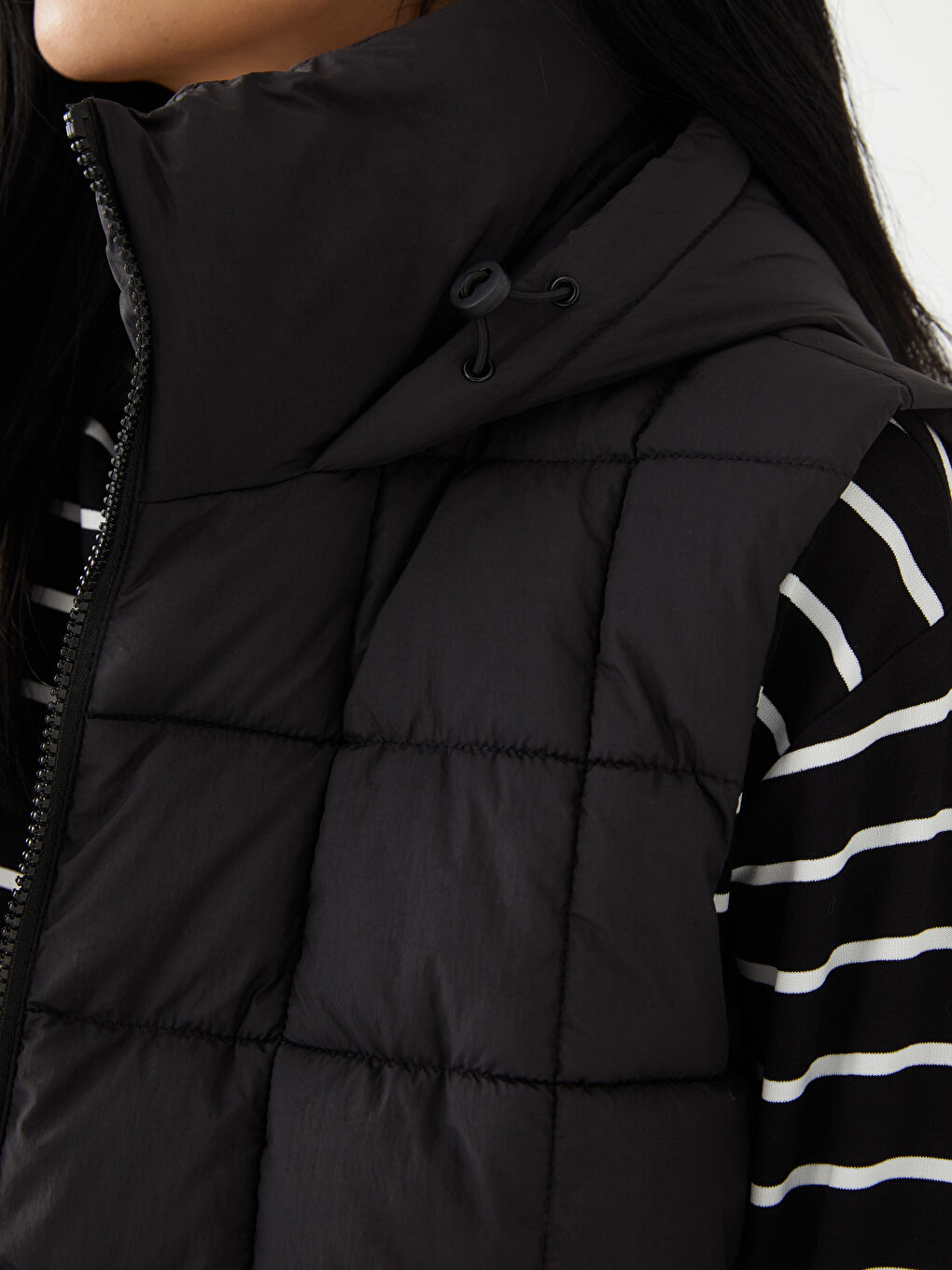 Hooded Patterned Women's Vest -S30408Z8-CVL