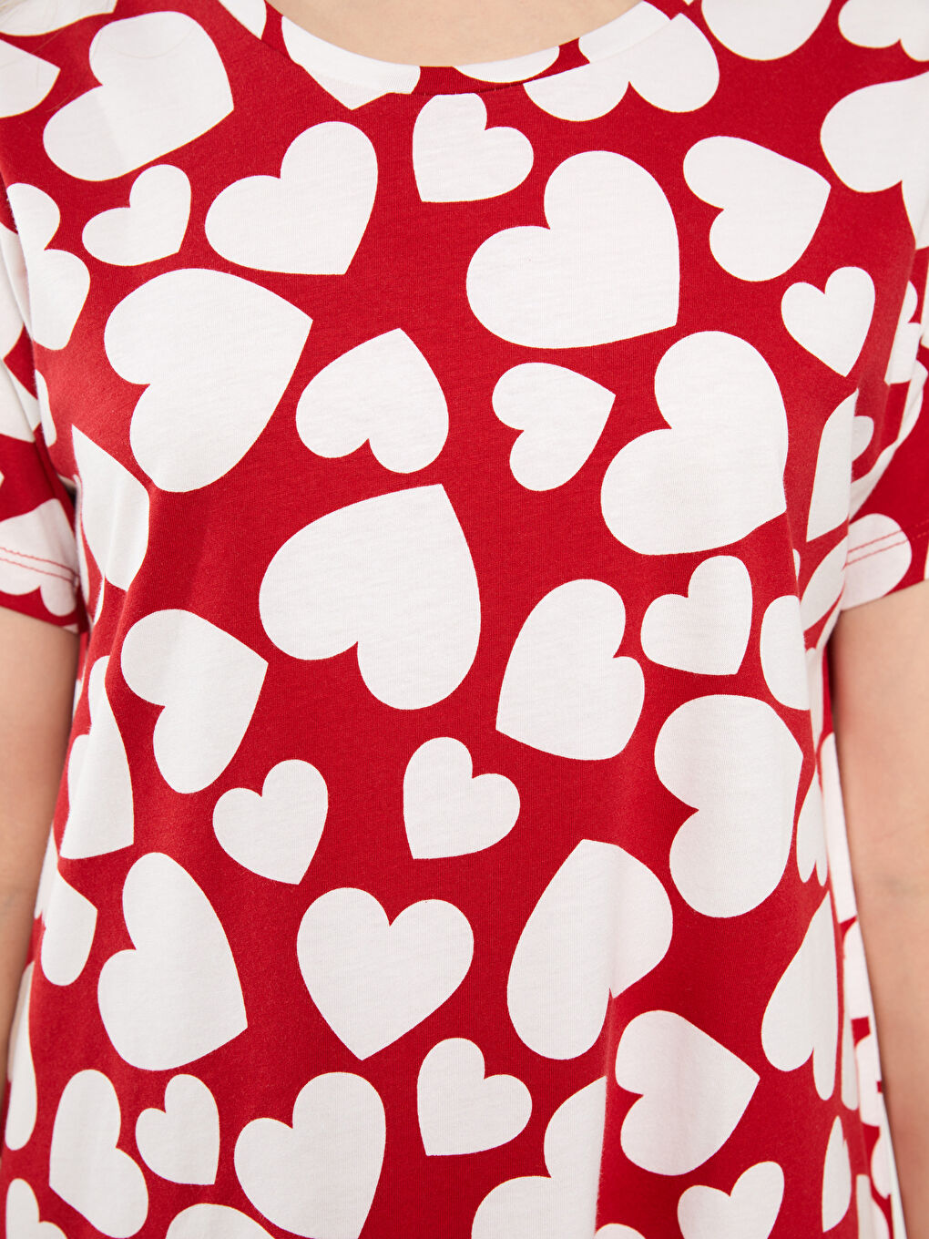 قميص نوم بياقة دائرية منقوش كم قصير للسيدات-3