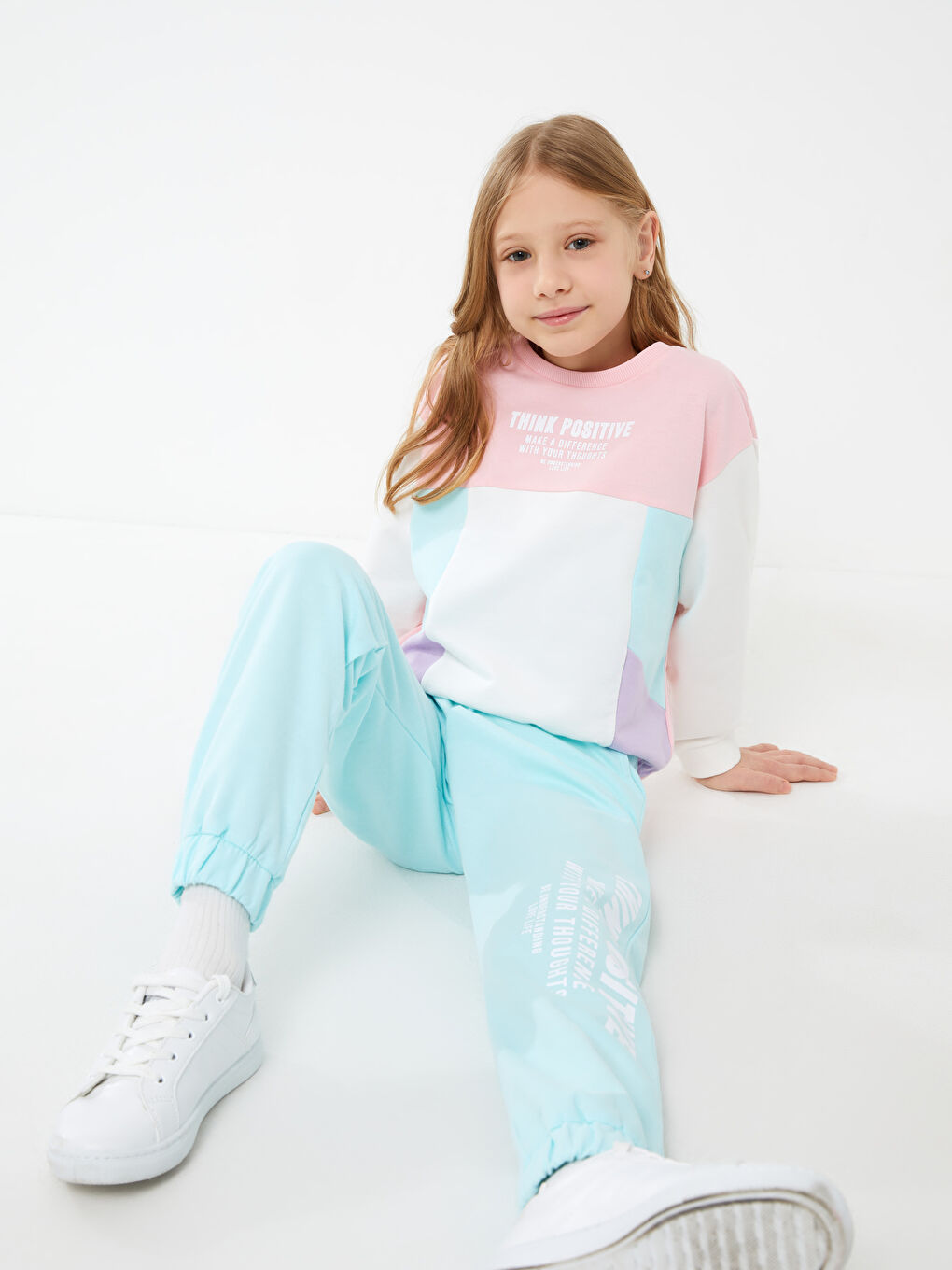 Karışık Bisiklet Yaka Baskılı Uzun Kollu Kız Çocuk Sweatshirt ve Eşofman Altı