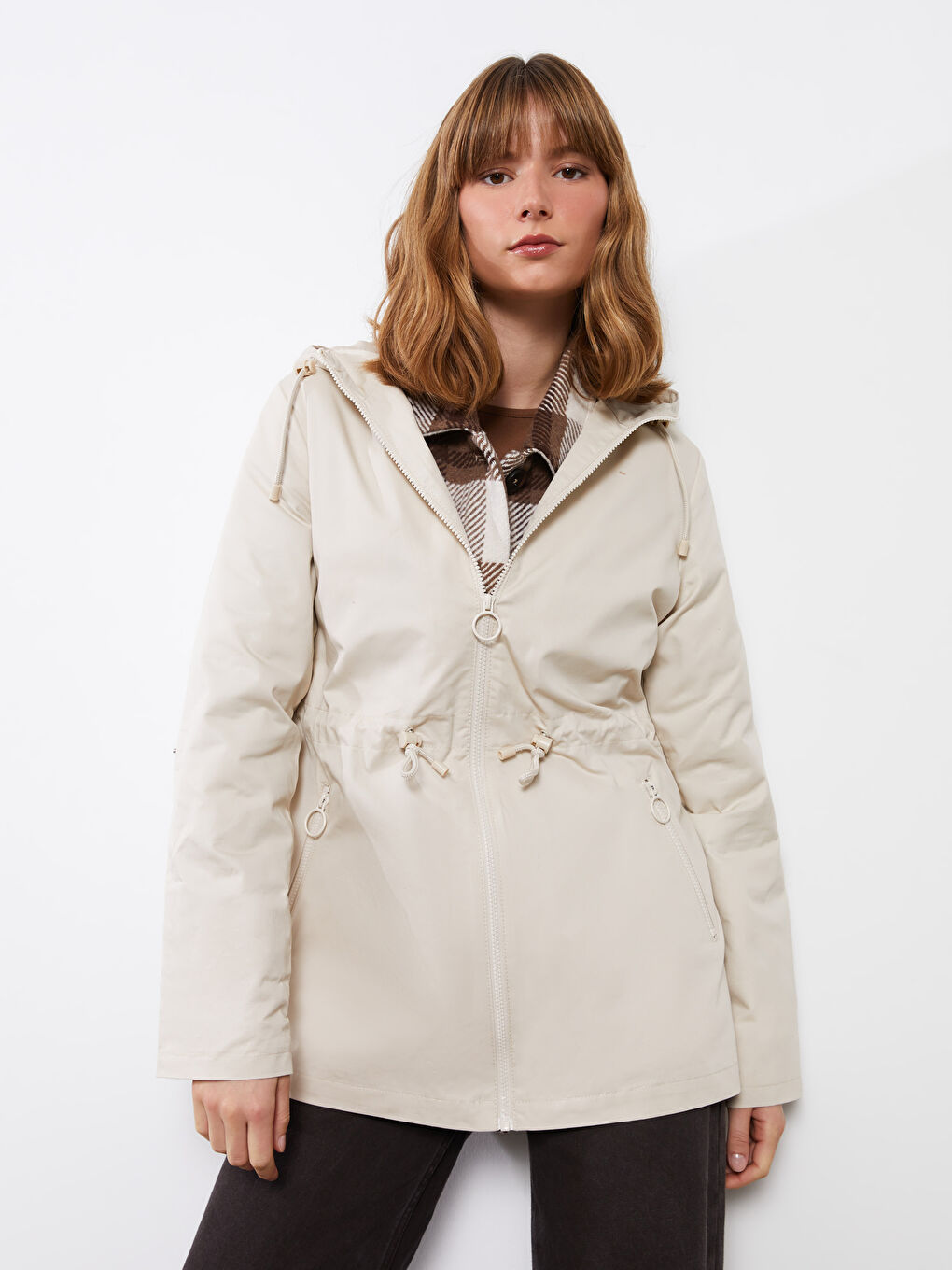 LCWAIKIKI Classic Women's Hooded Plain Coat -S30618Z8-S0L