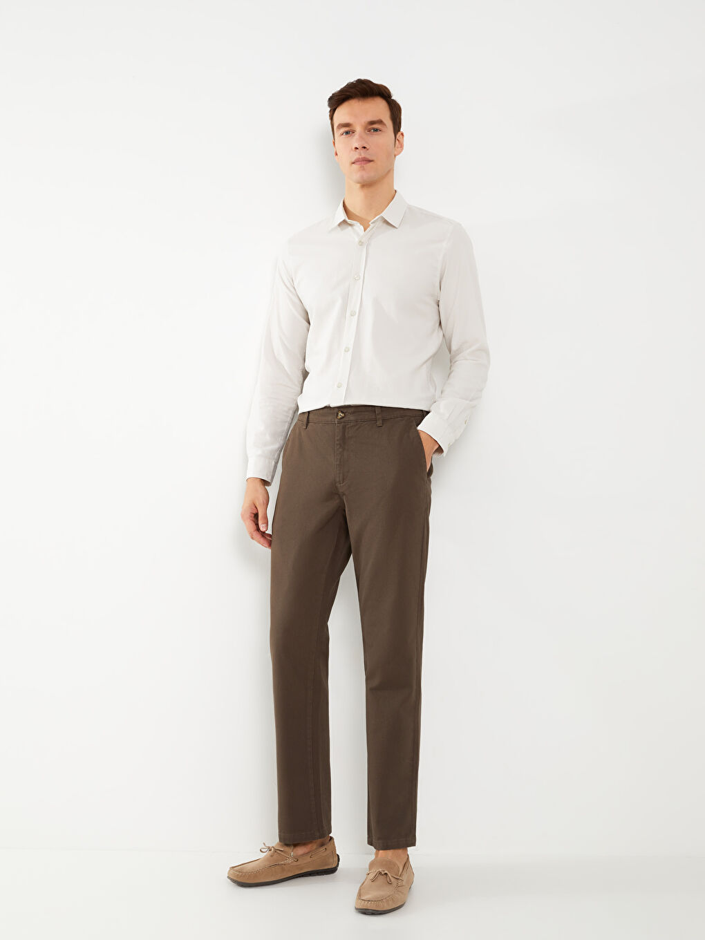 بنطلون تشينو واسع ومريح - للرجال