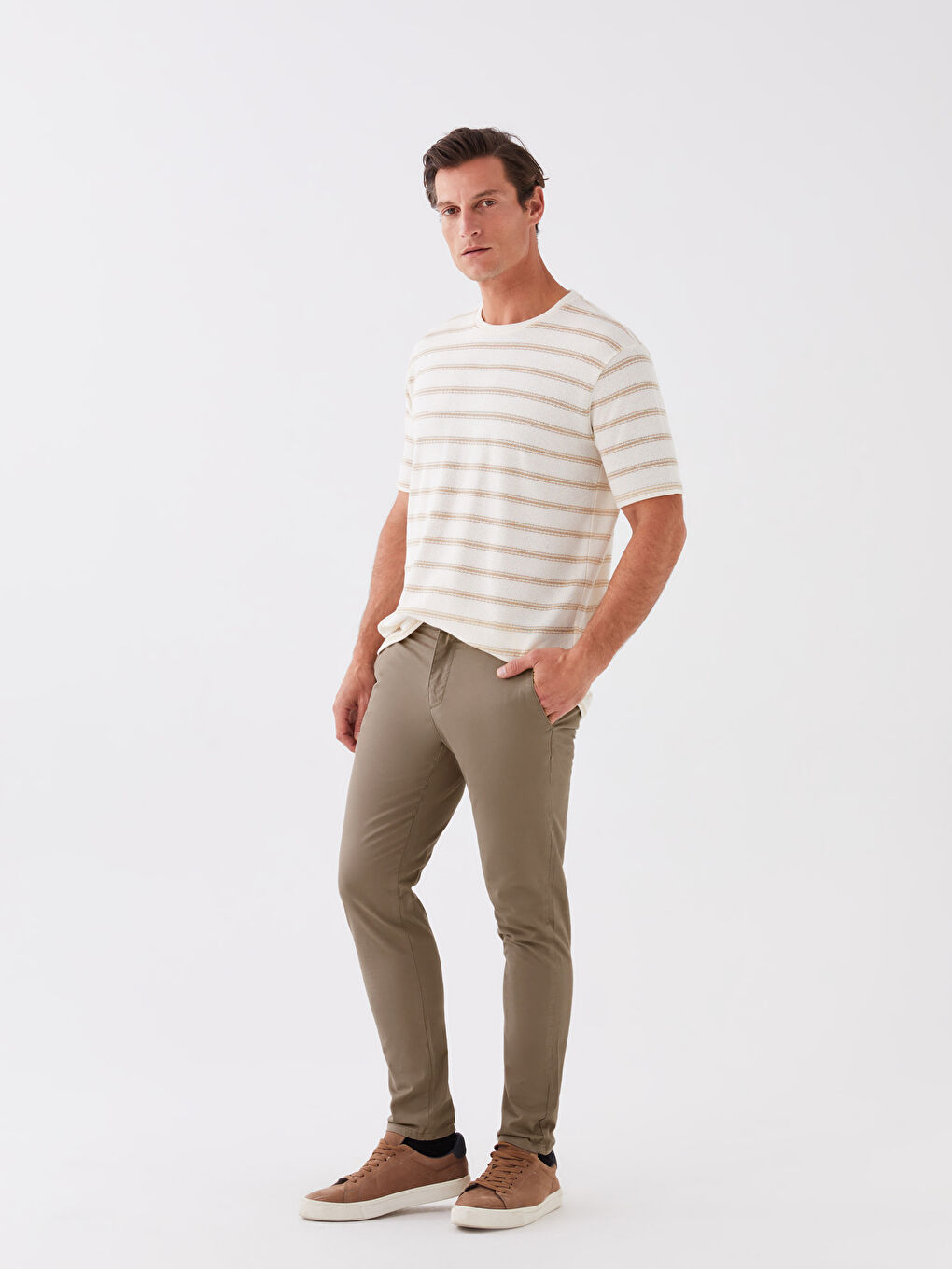 LCWAIKIKI Classic Slim Fit Gabardine Men's Chino Pants -S30626Z8-F47