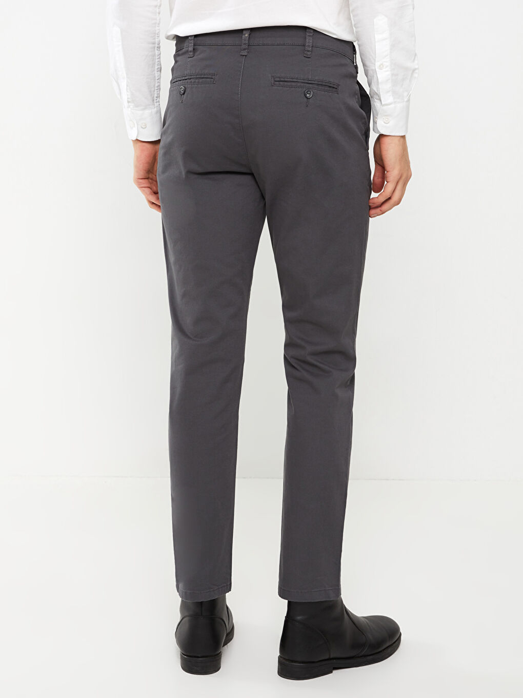 LCWAIKIKI Classic Antrasit Standart Kalıp Gabardin Erkek Chino Pantolon - 4