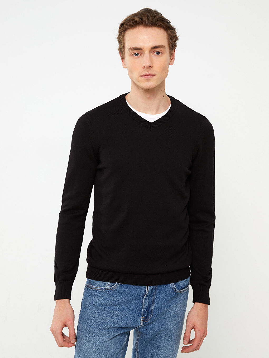 سترة تريكو بياقة على شكل حرف V وكم طويل للرجال-1