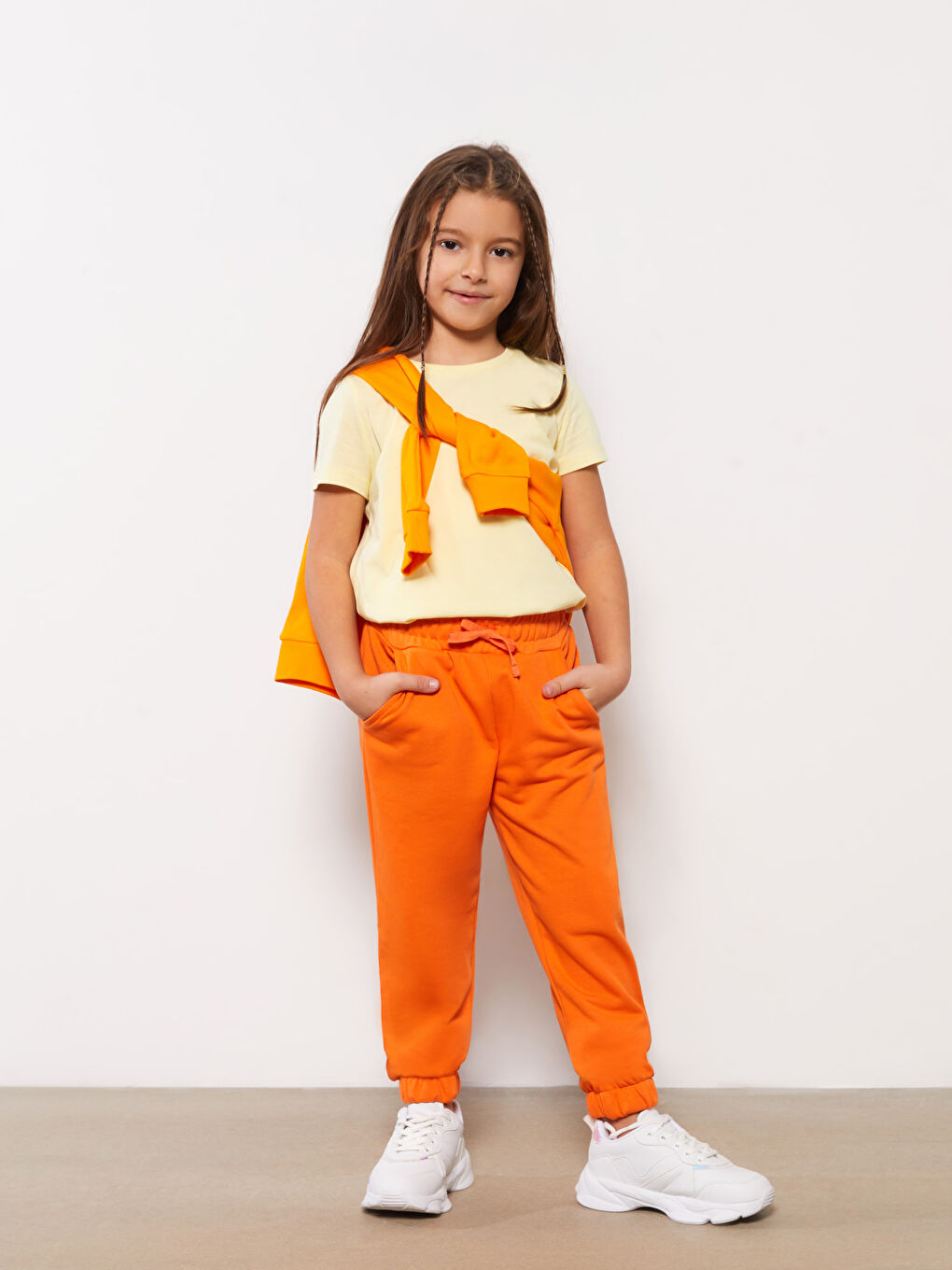 LCW Kids Crew Neck Basic Short Sleeve Girls' T-Shirt -S30806Z4-FEY