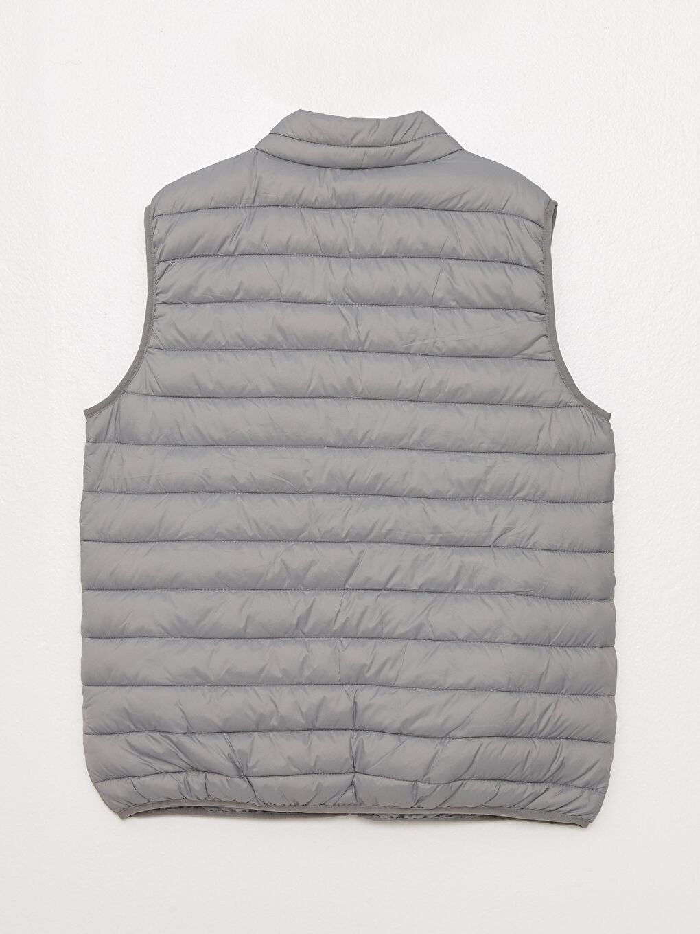 Vestă Matlasată Pentru Bărbați Cu Guler Tip Pâlnie Și Croială Standard-6