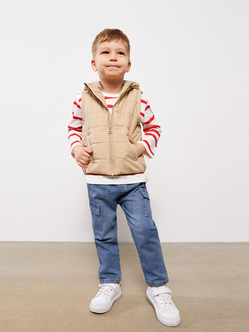 Bej Bisiklet Yaka Erkek Bebek Fermuarlı Yelek-1
