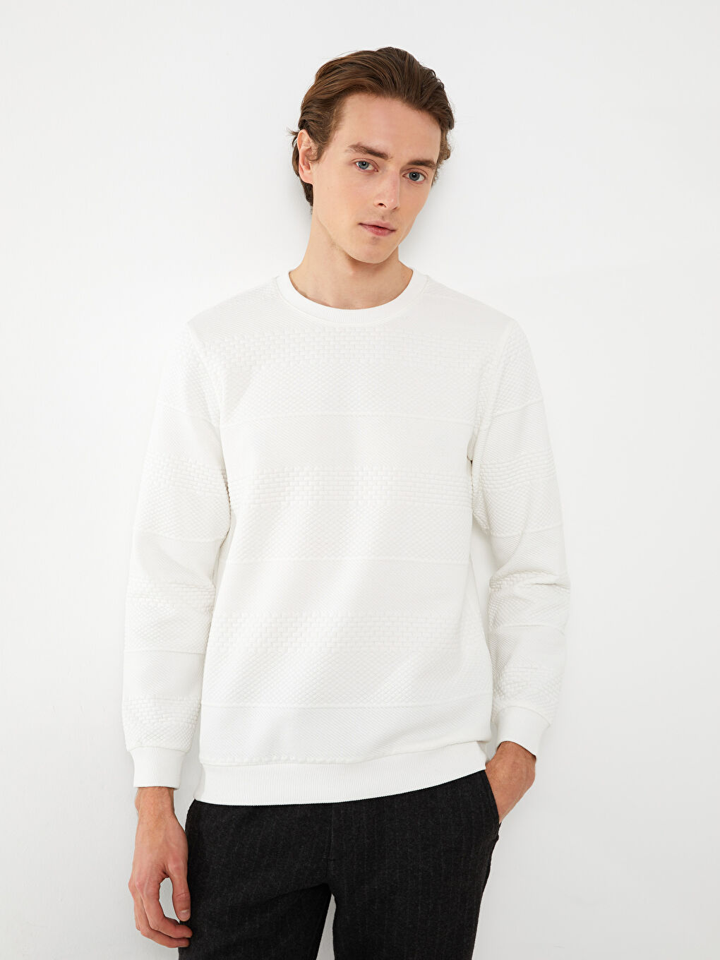 LCW Vision Rundhalsausschnitt Langarm Herren-Sweatshirt -S30929Z8-R9J