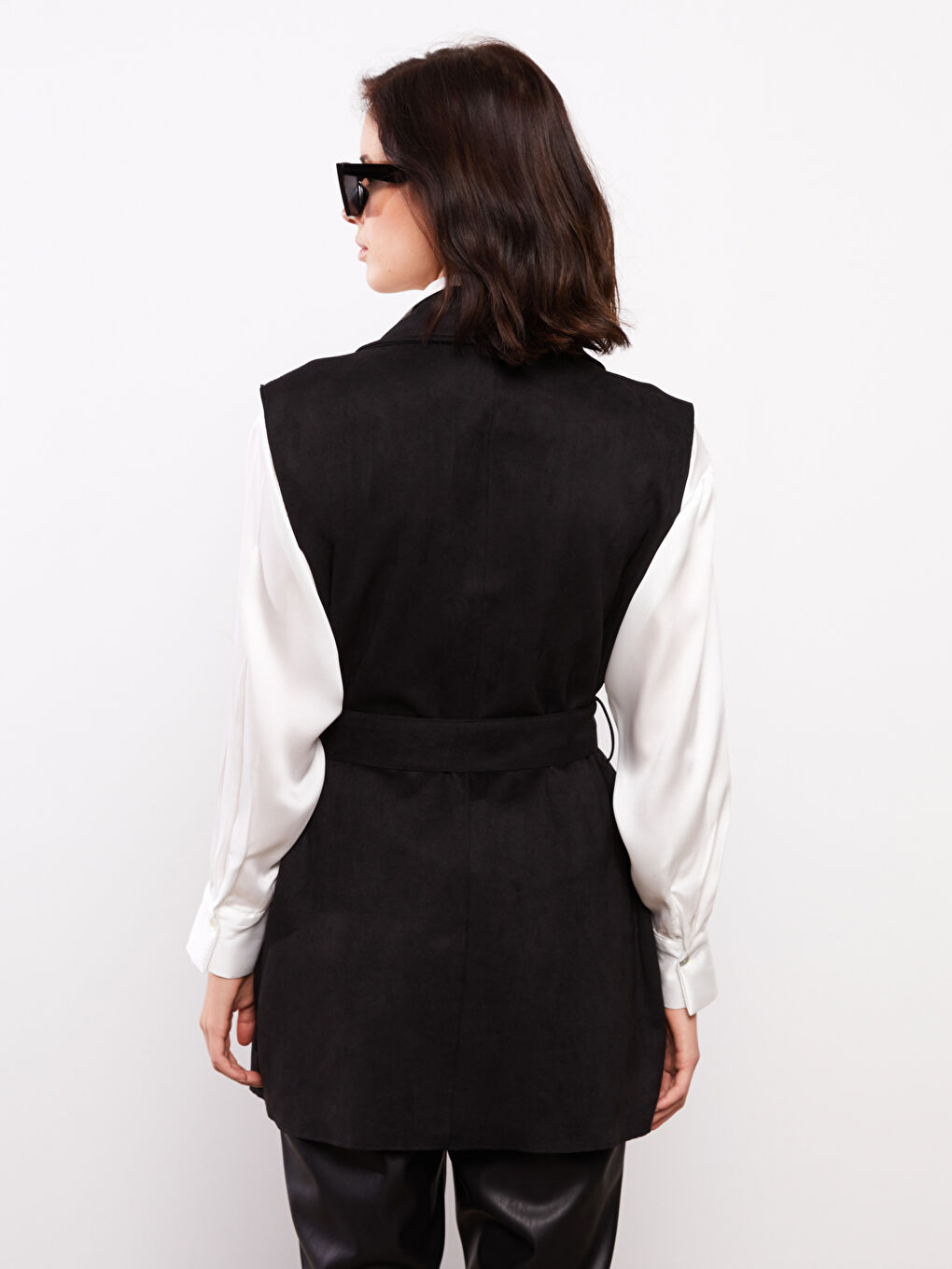 LCWAIKIKI Classic Gilet Classique en Suède Uni pour Femmes à Col de Veste -S30942Z8-RQL