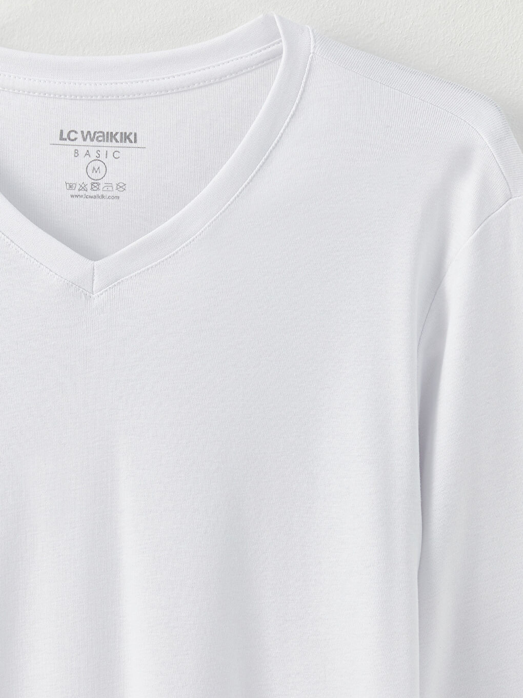 Beyaz V Yaka Uzun Kollu Penye Erkek Tişört-6