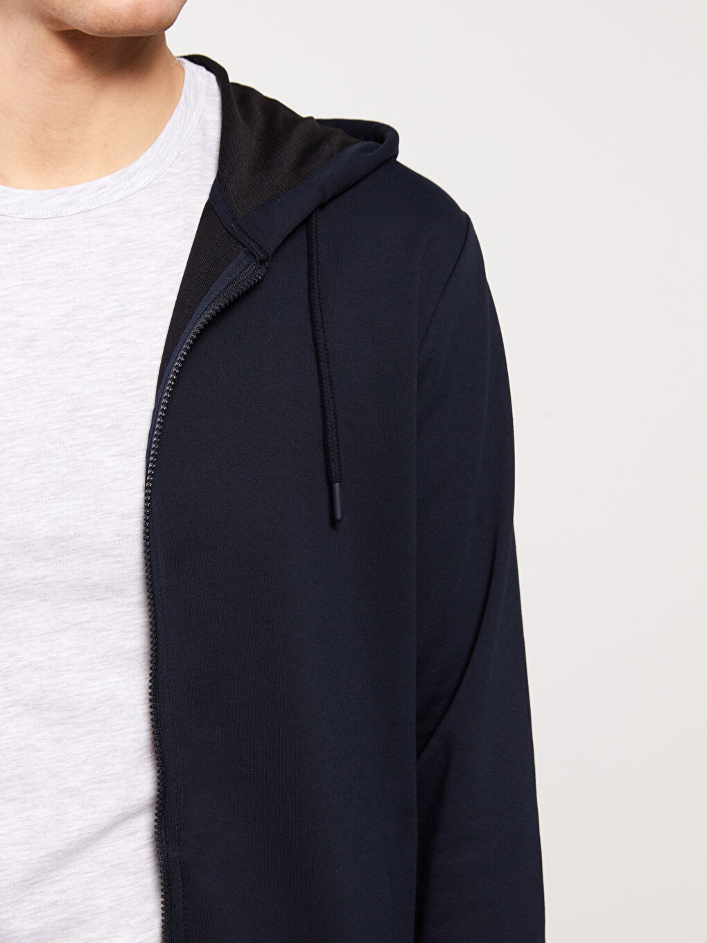 LCWAIKIKI Basic Hooded Long Sleeve Men's Sports Cardigan -S31064Z8-RFH