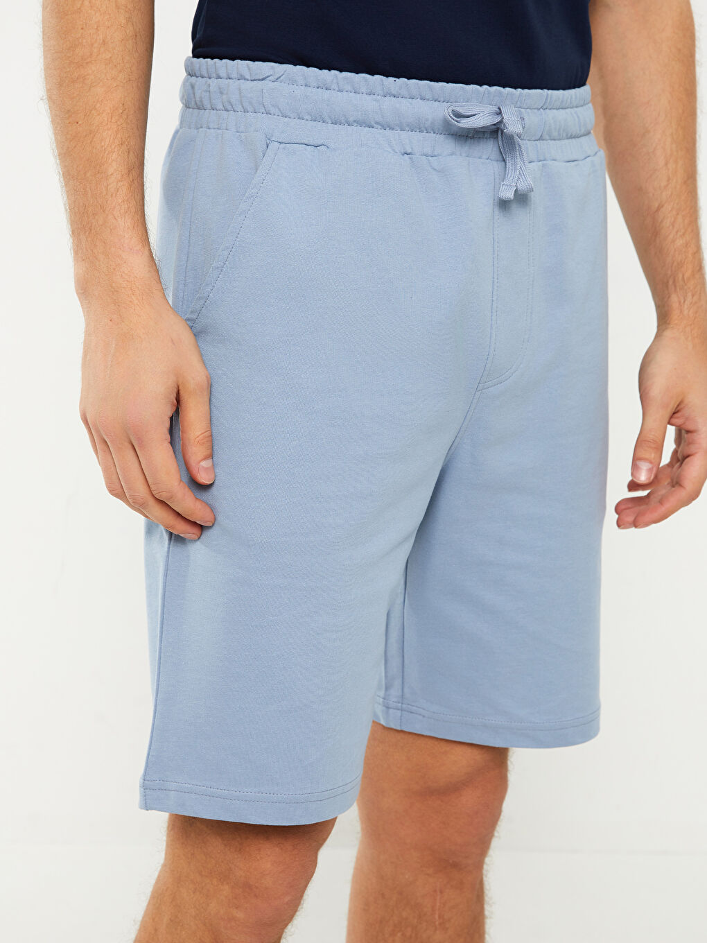 LC Waikiki Slim Fit Knitted Men Shorts -S31085Z8-SPD