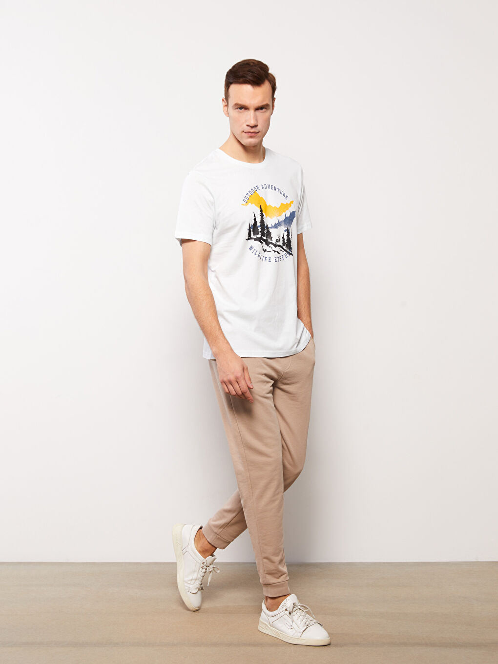 Bej Standart Kalıp Erkek Jogger Eşofman Altı-1