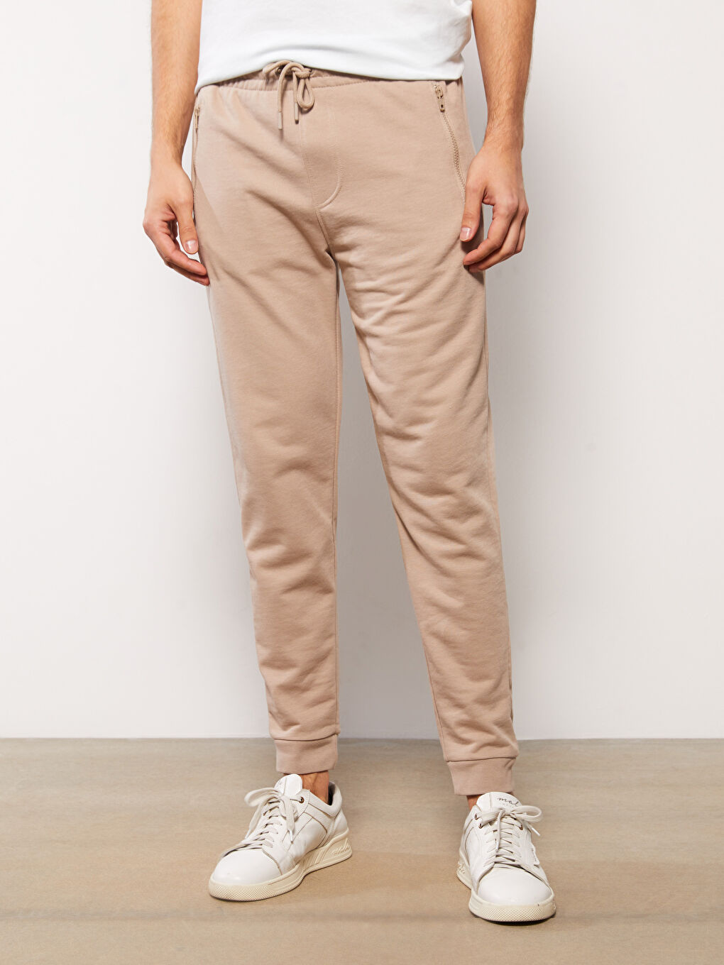 Bej Standart Kalıp Erkek Jogger Eşofman Altı-3