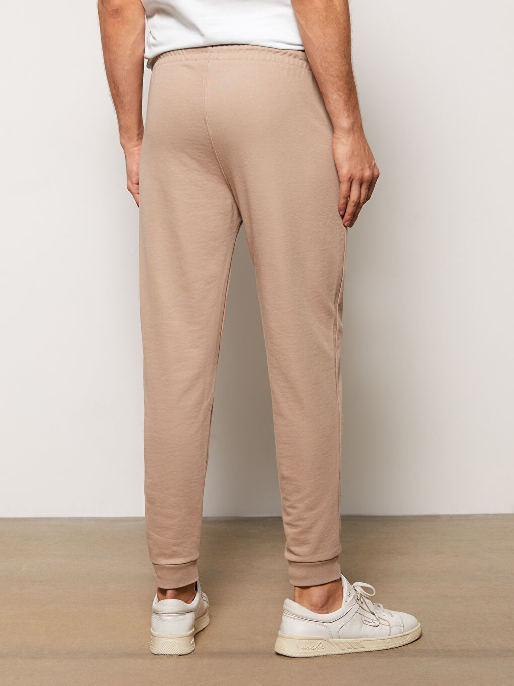 Bej Standart Kalıp Erkek Jogger Eşofman Altı-4