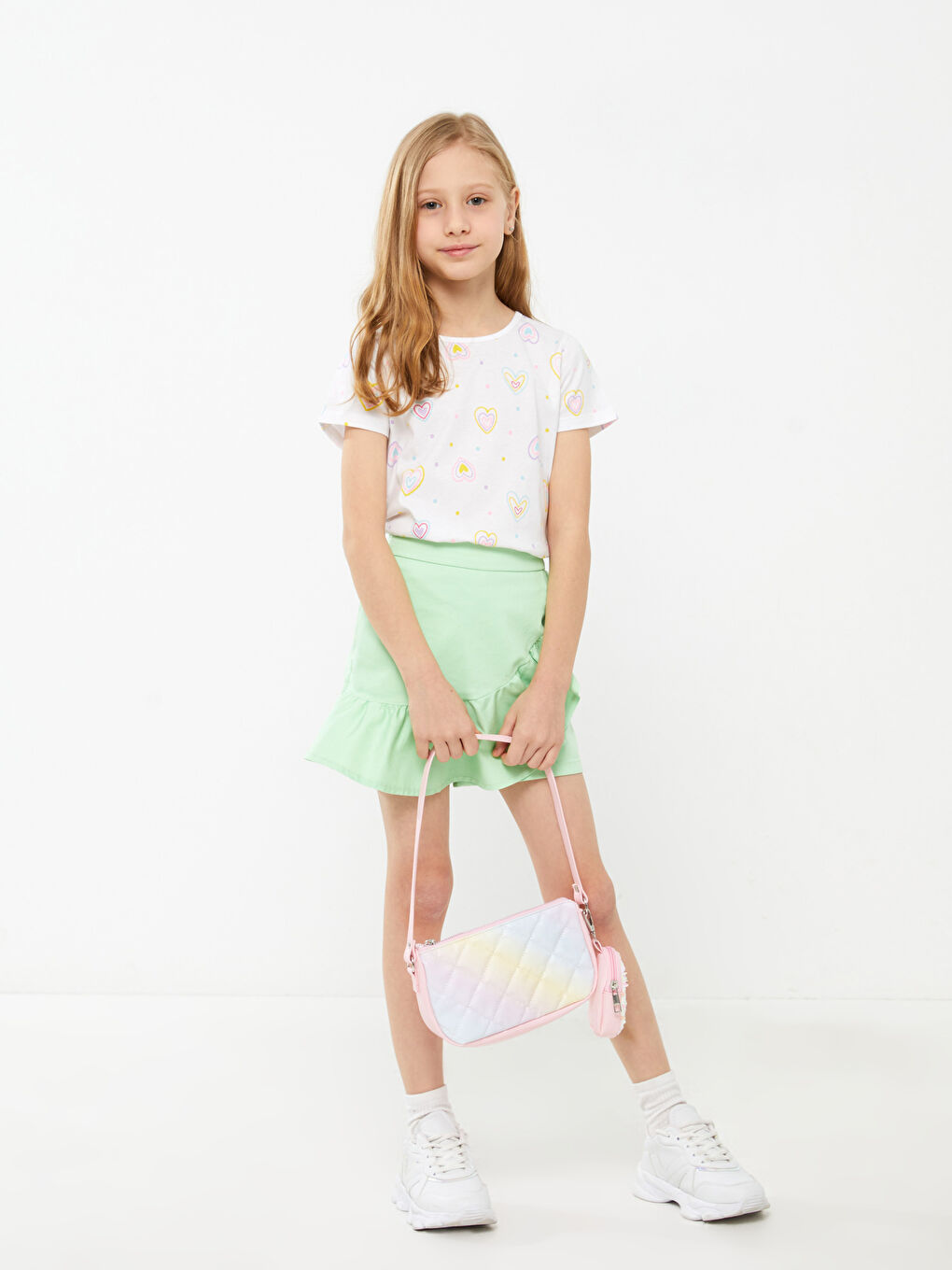 Beyaz Bisiklet Yaka Desenli Kısa Kollu Kız Çocuk Tişört-3