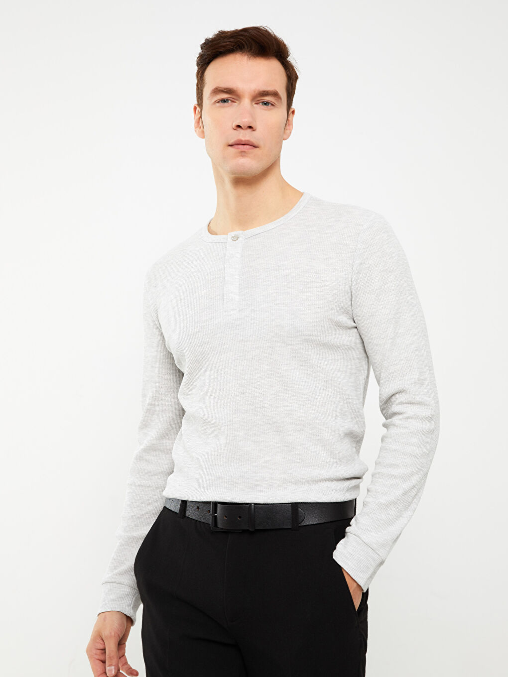 تيشيرت كم طويل بياقة دائرية للرجال