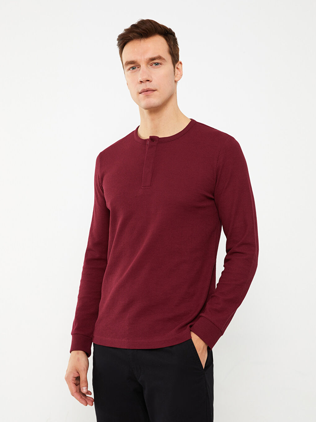 تيشيرت كم طويل بياقة دائرية للرجال