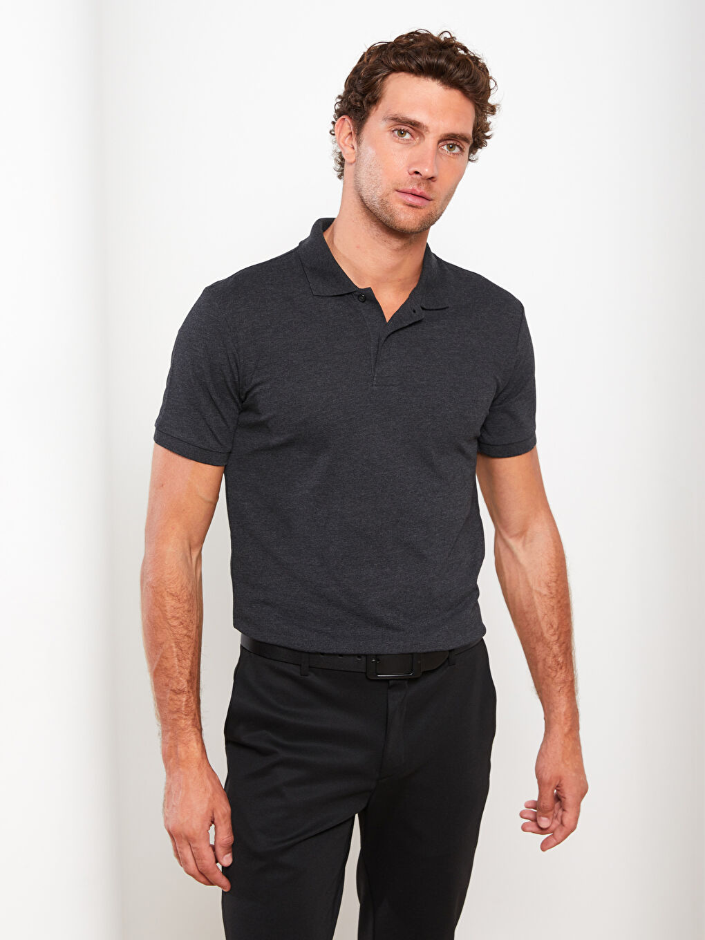 تي شيرت بياقة بولو كم قصير بيكيه للرجال-2