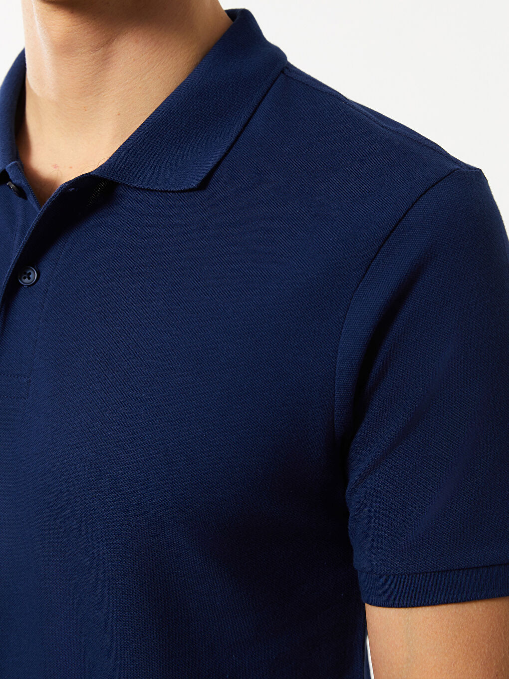 პოლო კისრის მოკლე სახელოიანი პიკე მამაკაცის მაისური-3