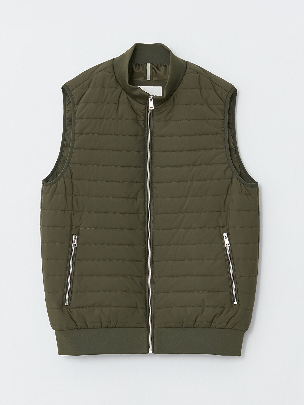 Жилет Мужской Приталенный С Воротником-Трубой-5