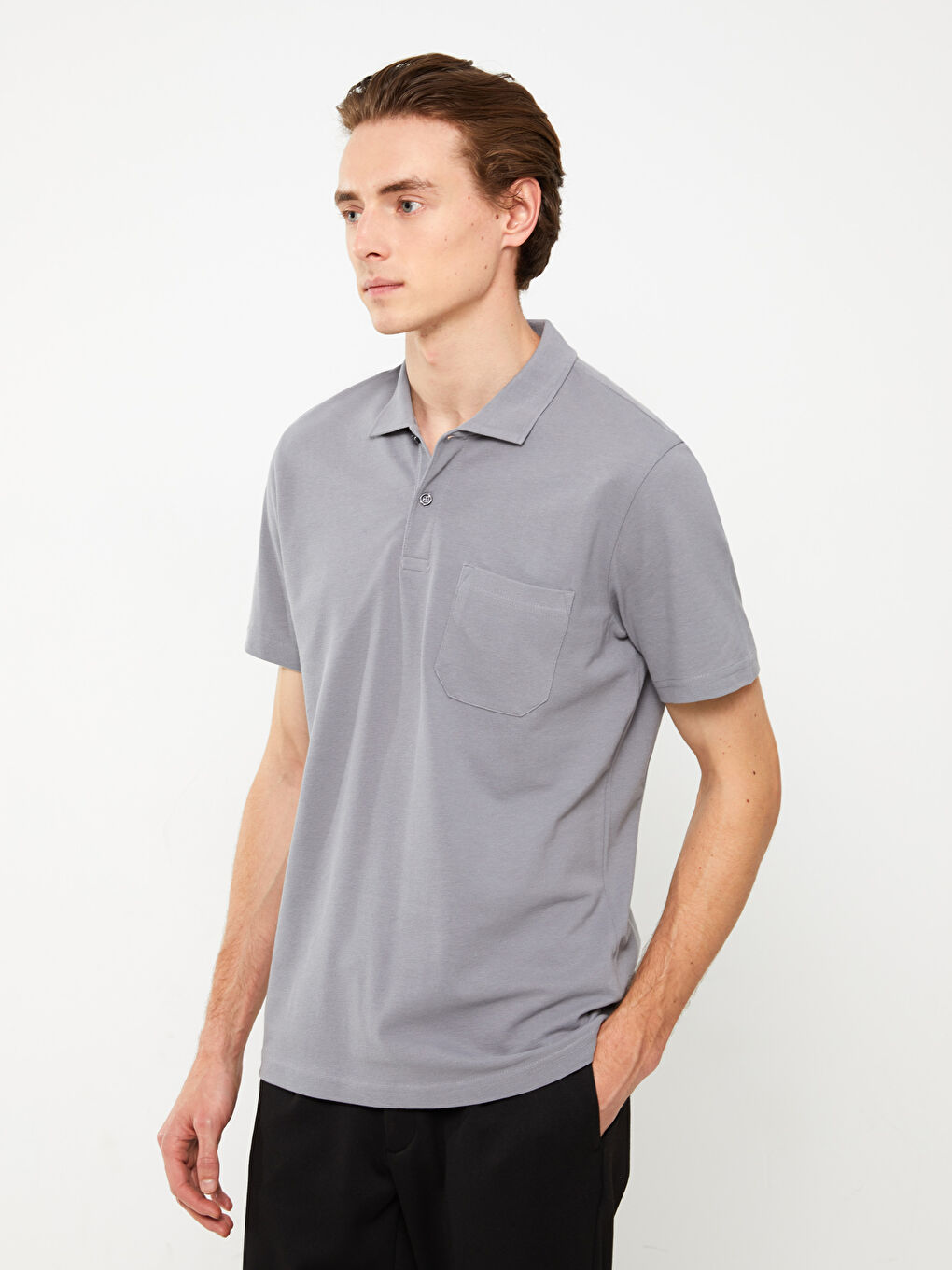 تي شيرت بياقة بولو كم قصير بيكيه للرجال-1